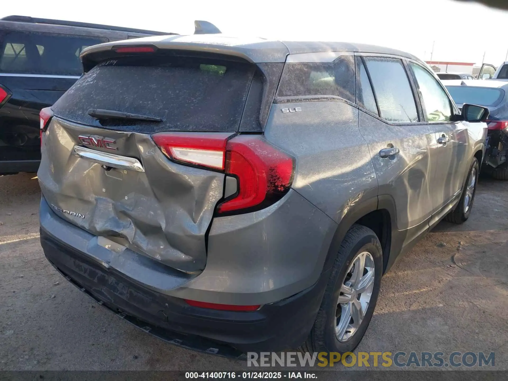 4 Фотография поврежденного автомобиля 3GKALMEG1RL364067 GMC TERRAIN 2024