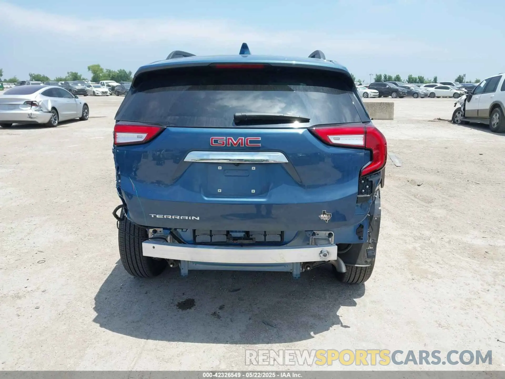 6 Photograph of a damaged car 3GKALMEG2RL299603 GMC TERRAIN 2024