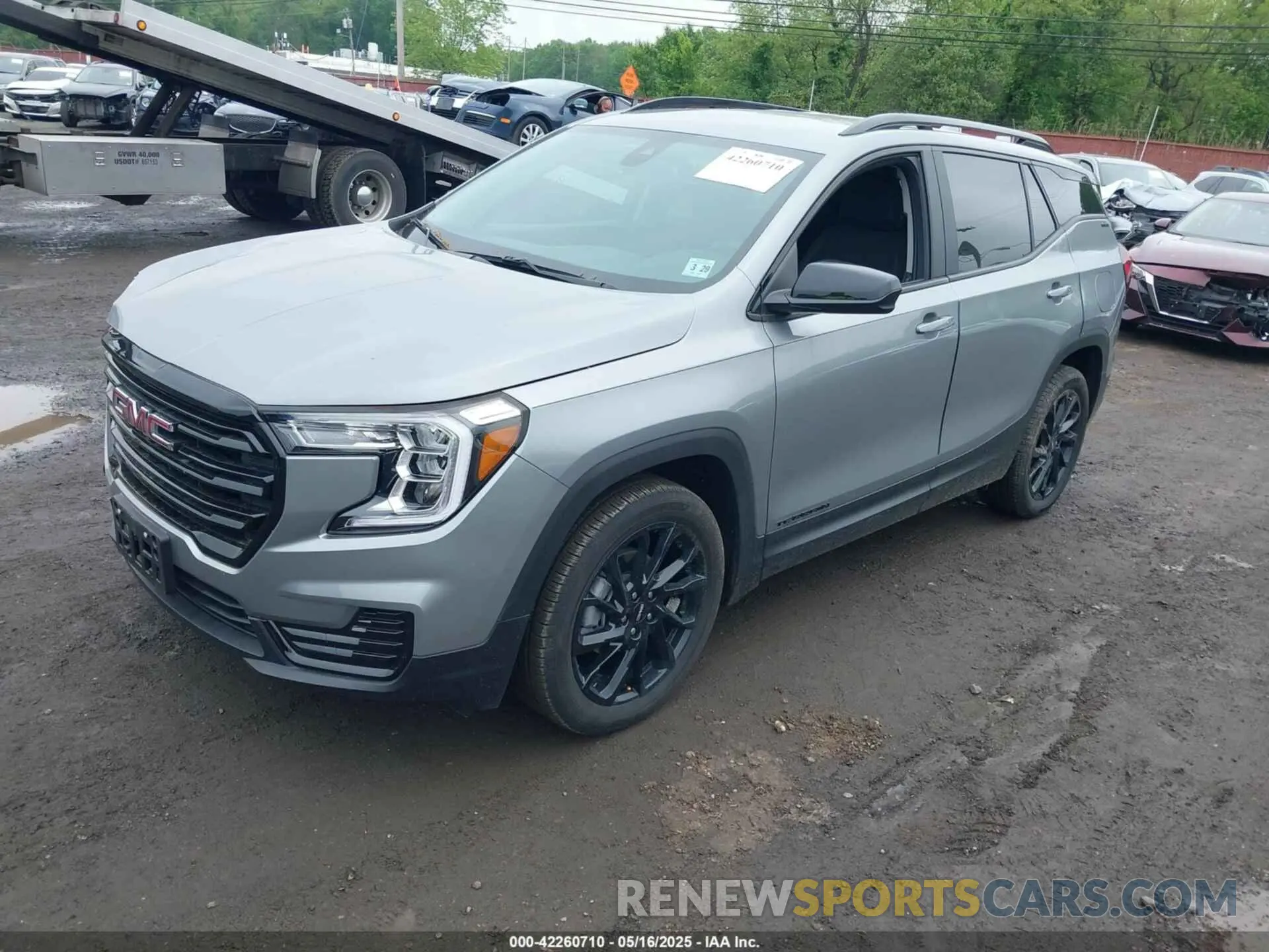 2 Photograph of a damaged car 3GKALMEG3RL238230 GMC TERRAIN 2024
