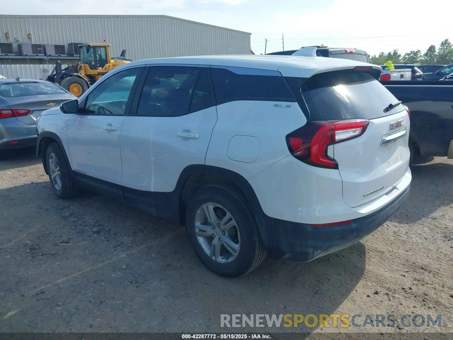 3 Фотография поврежденного автомобиля 3GKALMEG3RL257313 GMC TERRAIN 2024