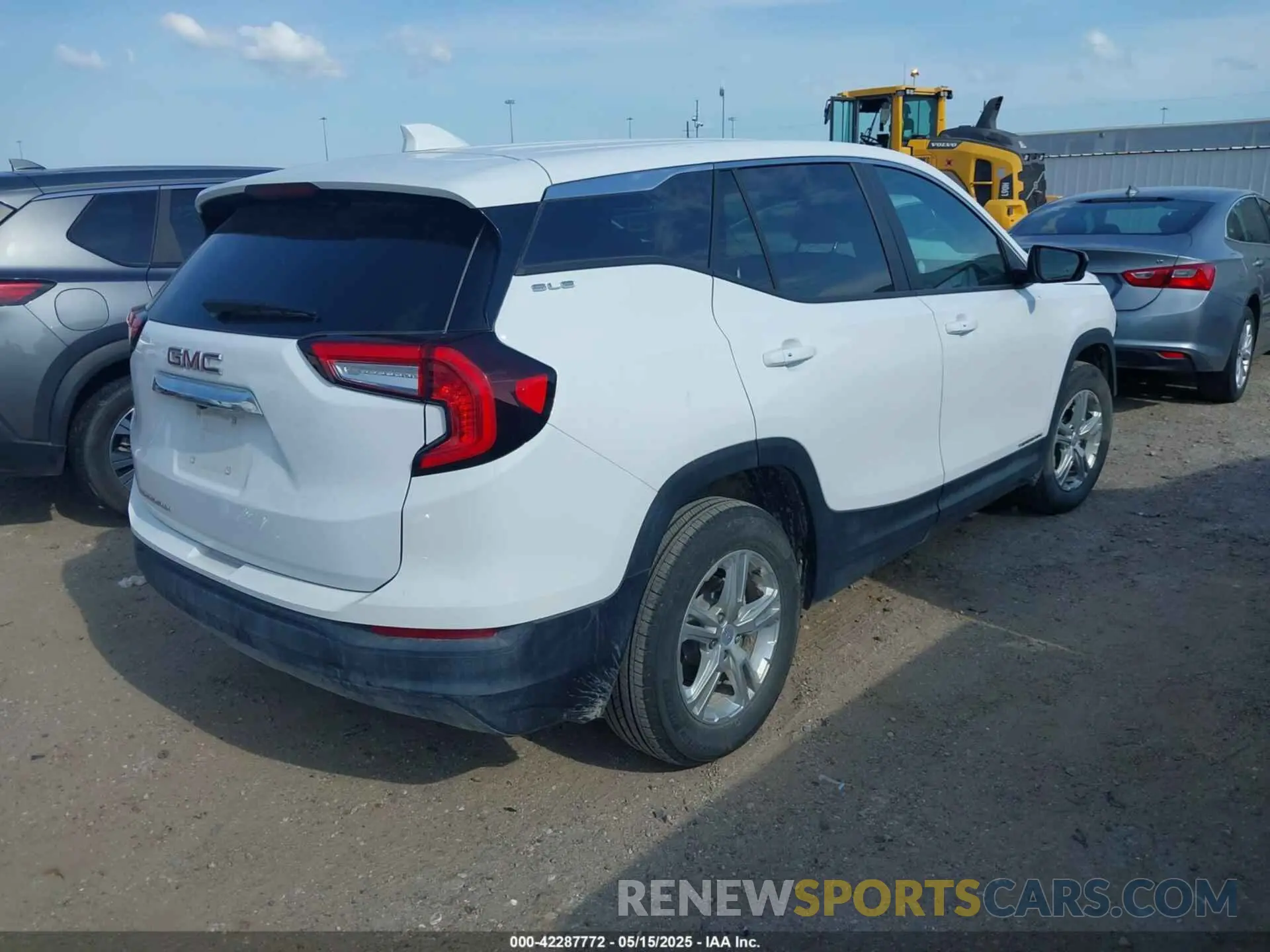 4 Фотография поврежденного автомобиля 3GKALMEG3RL257313 GMC TERRAIN 2024