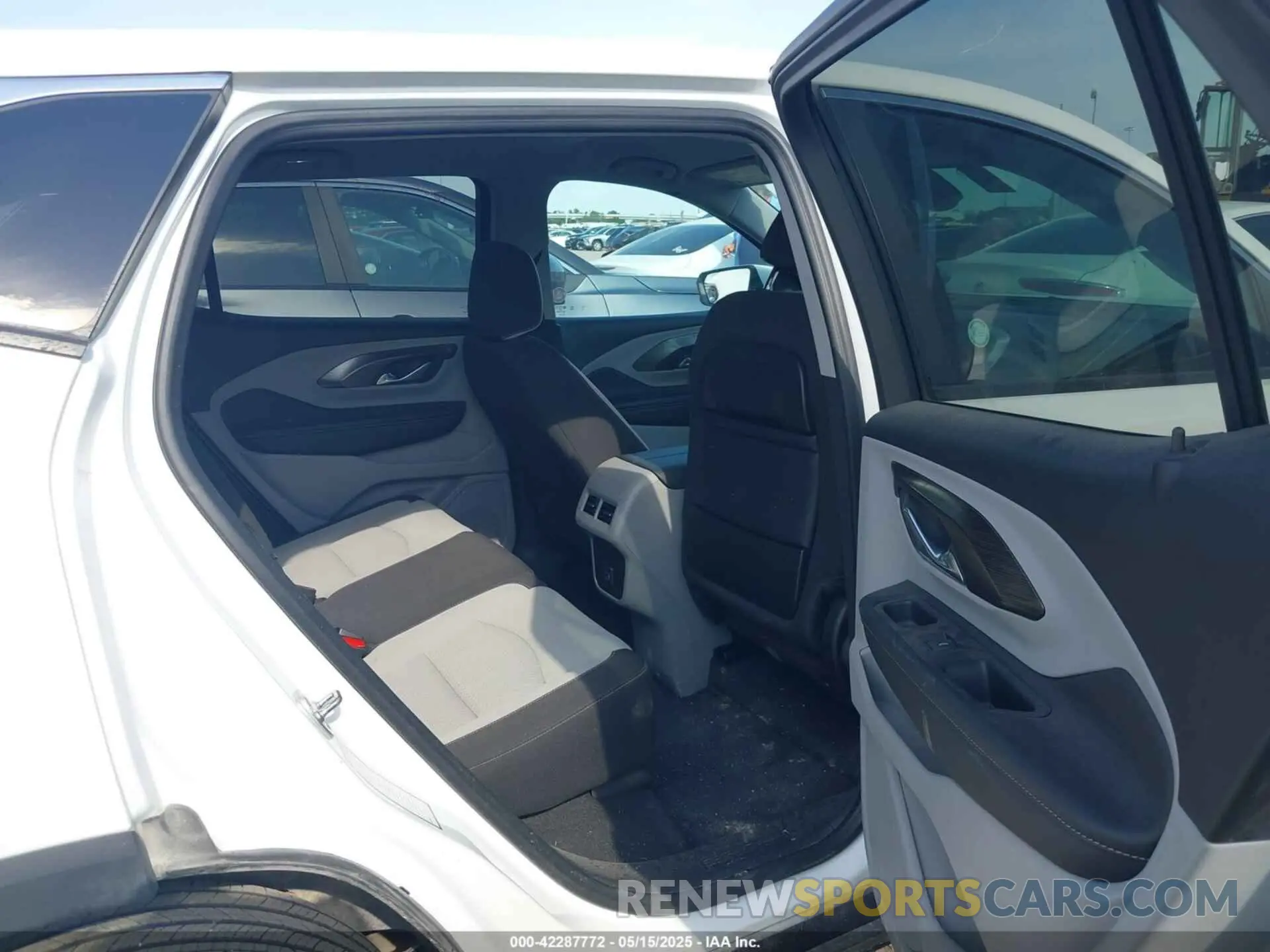 8 Фотография поврежденного автомобиля 3GKALMEG3RL257313 GMC TERRAIN 2024