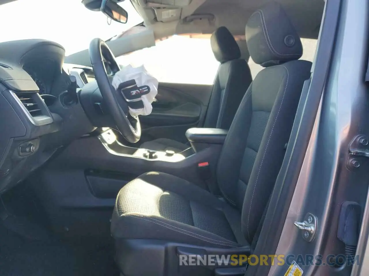 7 Photograph of a damaged car 3GKALMEG3RL266710 GMC TERRAIN 2024