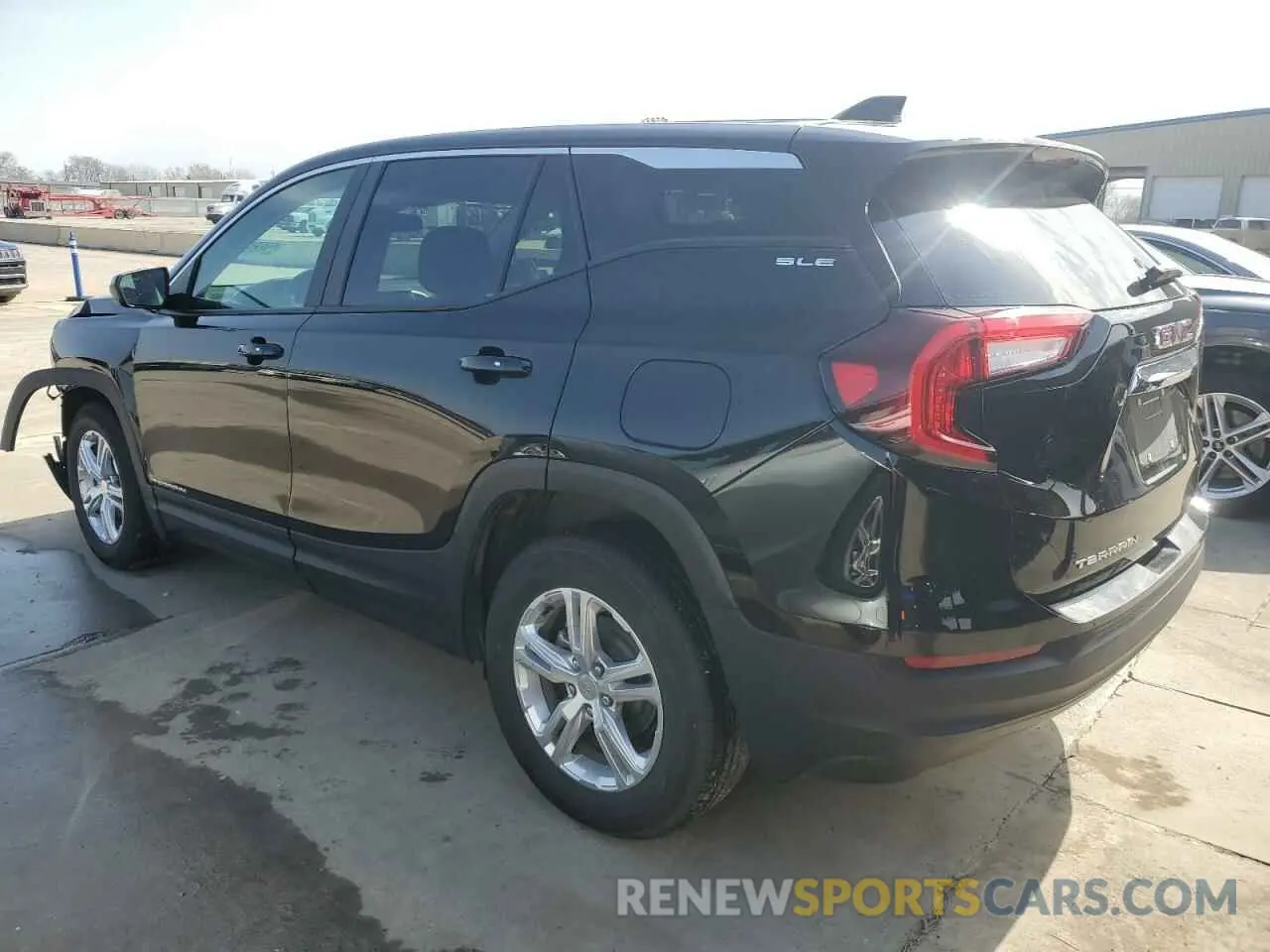 2 Photograph of a damaged car 3GKALMEG3RL358545 GMC TERRAIN 2024