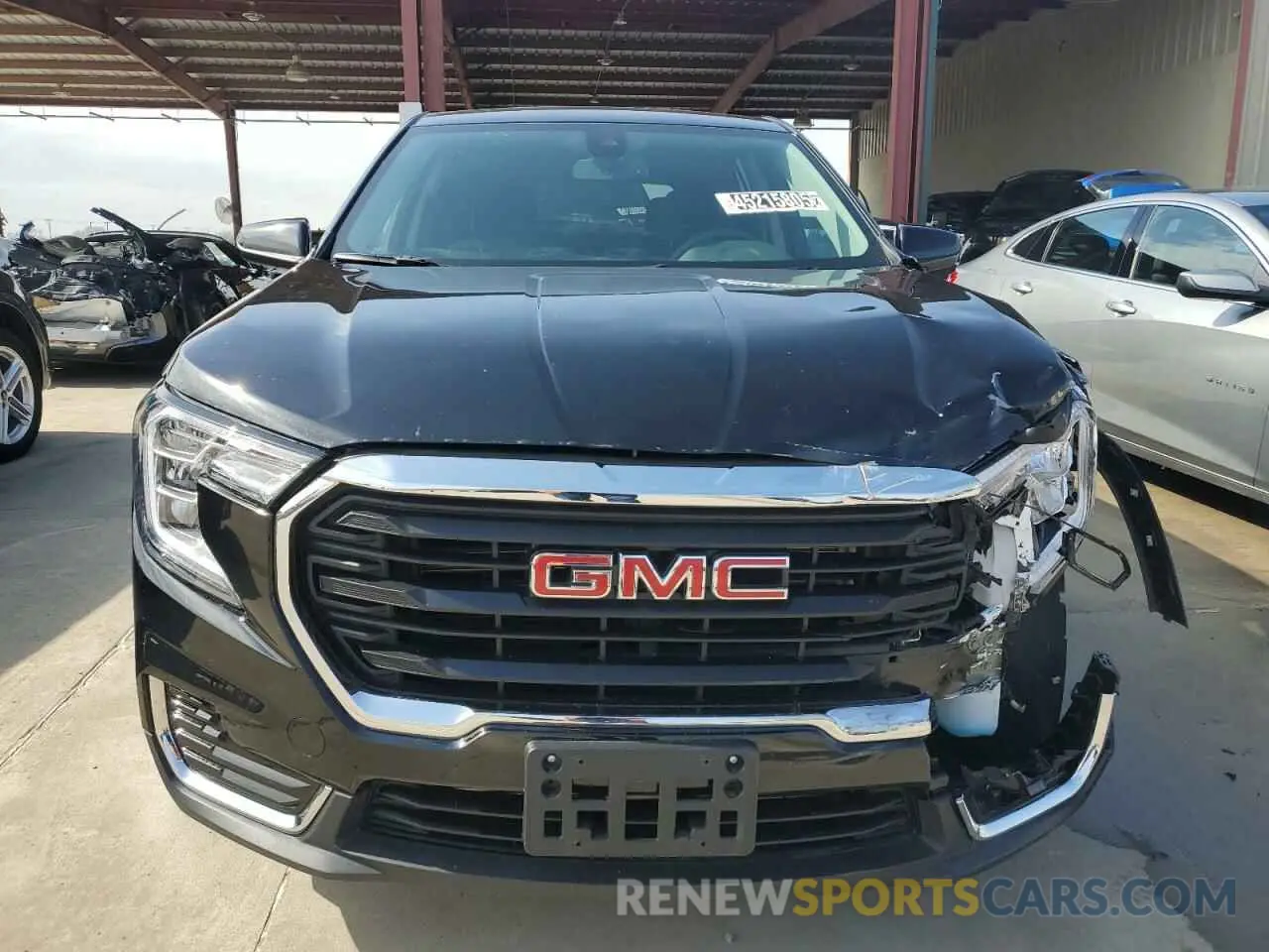5 Photograph of a damaged car 3GKALMEG3RL358545 GMC TERRAIN 2024