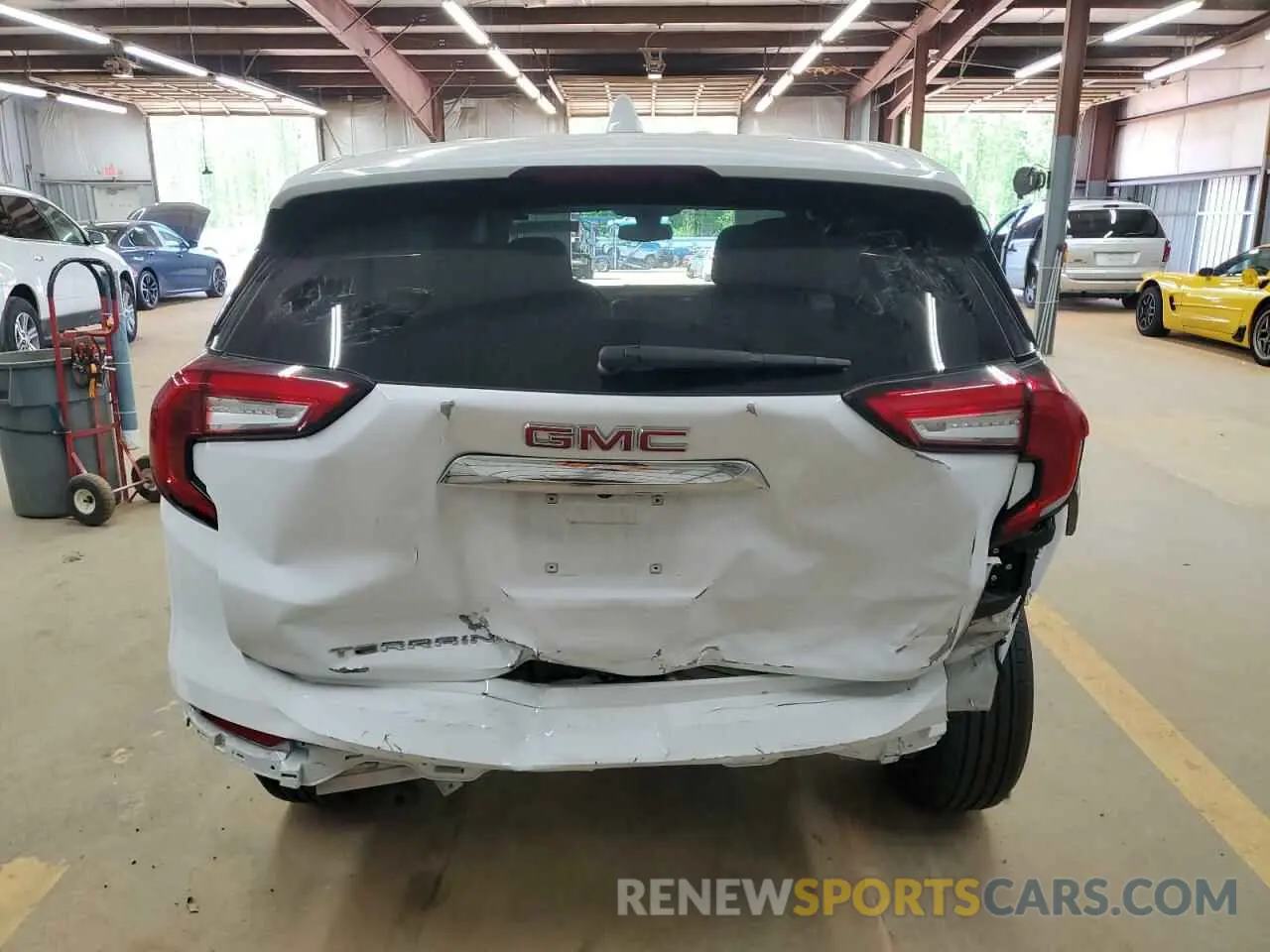 6 Фотография поврежденного автомобиля 3GKALMEG4RL274749 GMC TERRAIN 2024