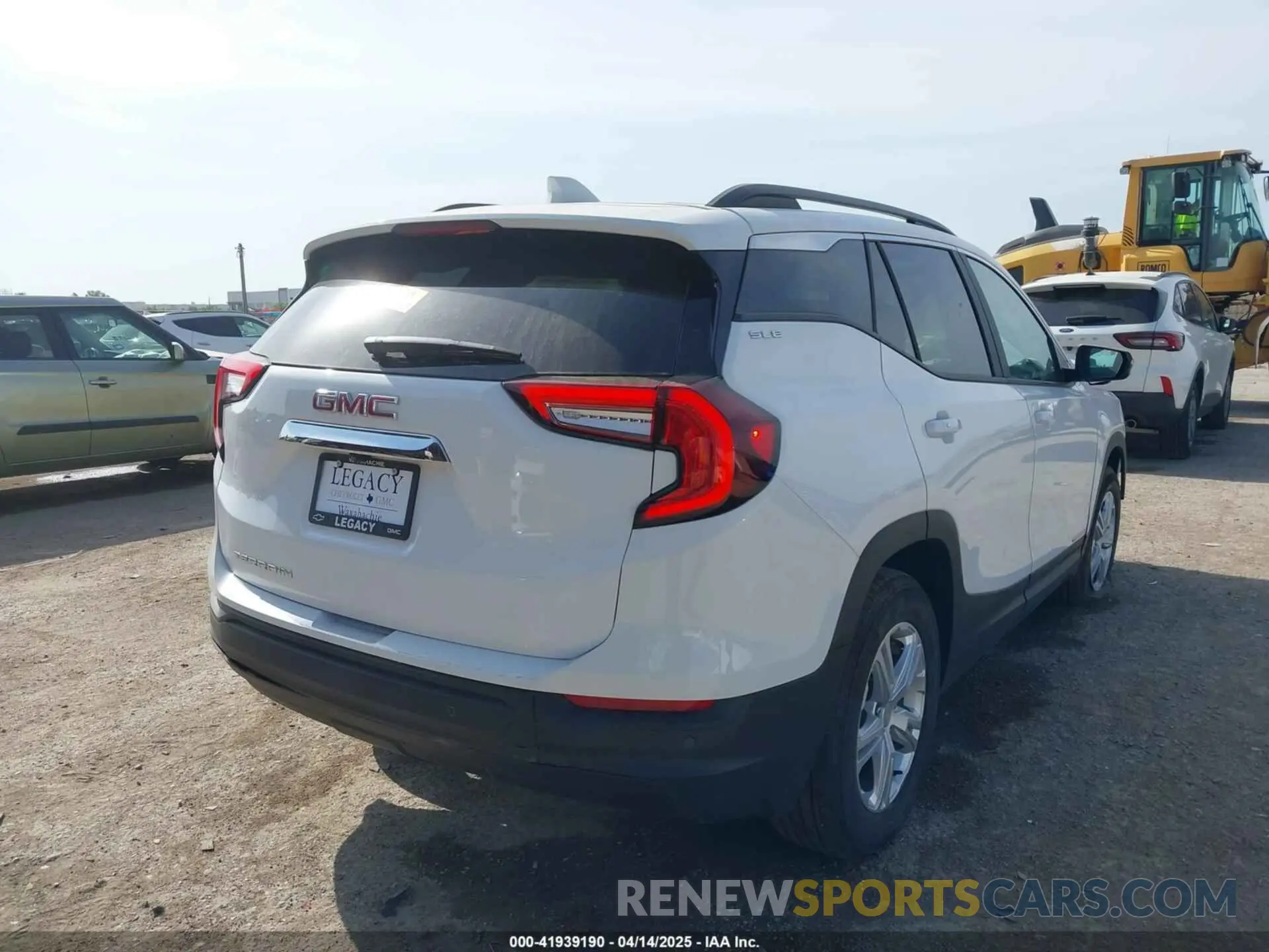 4 Фотография поврежденного автомобиля 3GKALMEG5RL401119 GMC TERRAIN 2024