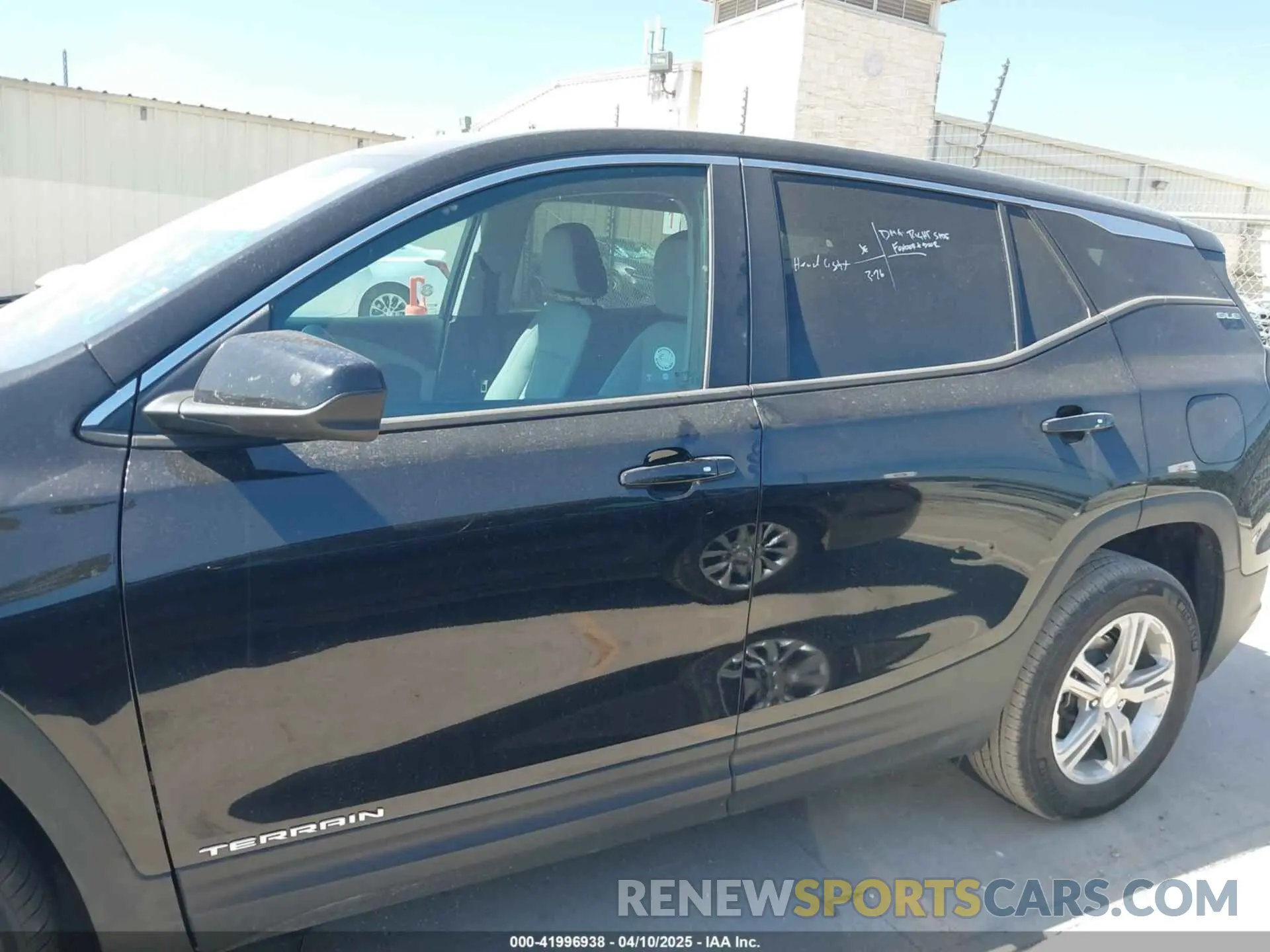 13 Photograph of a damaged car 3GKALMEG7RL231927 GMC TERRAIN 2024