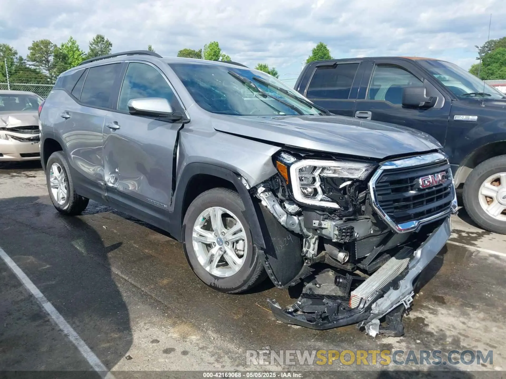 1 Photograph of a damaged car 3GKALMEG7RL329064 GMC TERRAIN 2024