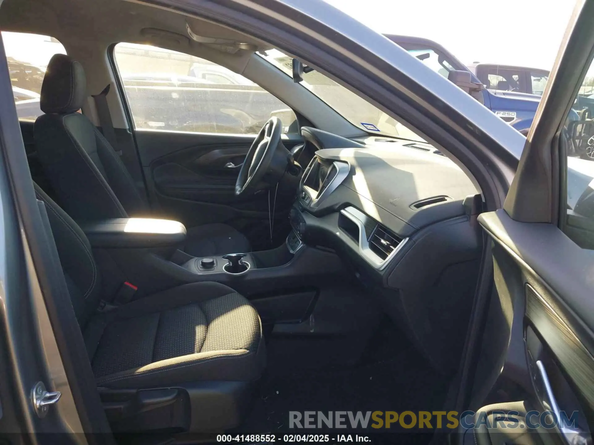 5 Фотография поврежденного автомобиля 3GKALMEG9RL305719 GMC TERRAIN 2024