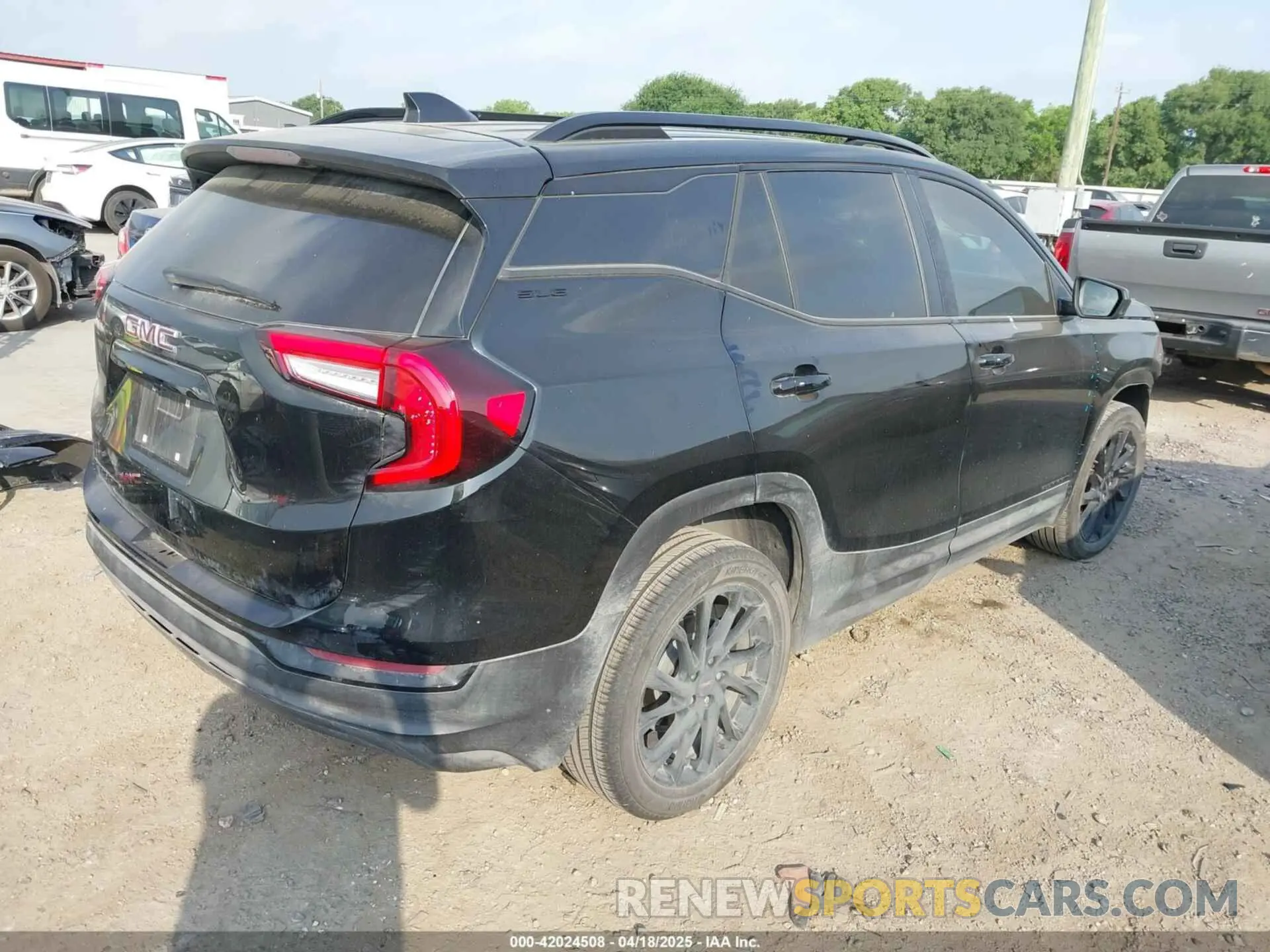 4 Фотография поврежденного автомобиля 3GKALMEG9RL314856 GMC TERRAIN 2024