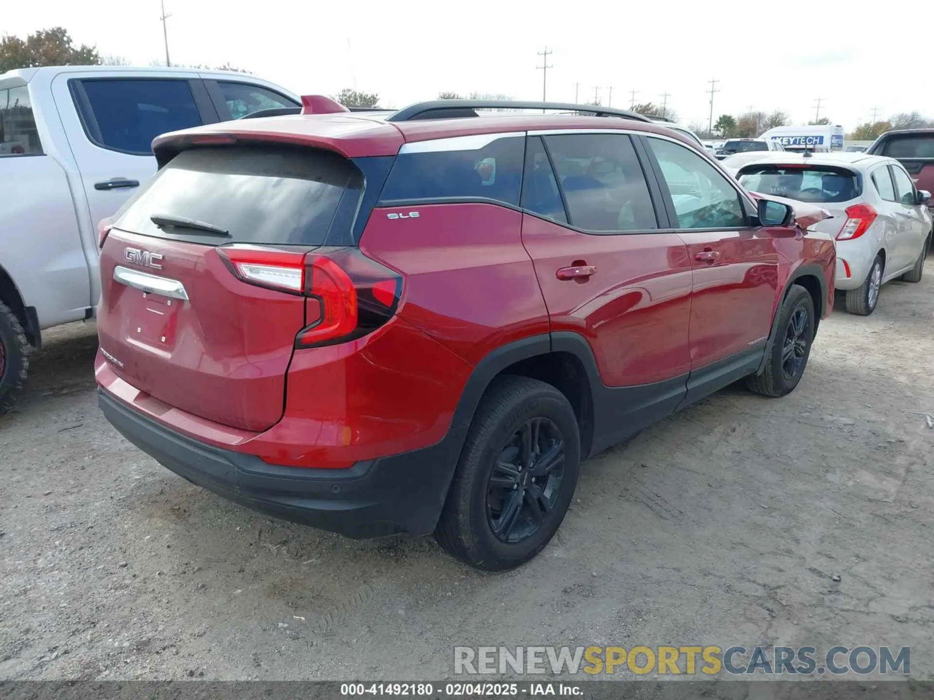 4 Photograph of a damaged car 3GKALMEG9RL397687 GMC TERRAIN 2024