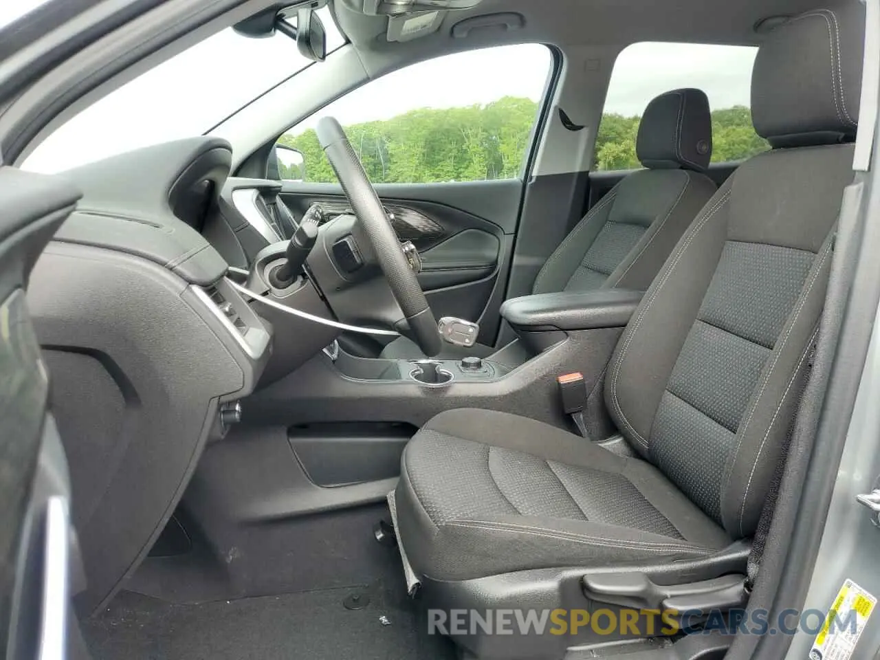 7 Photograph of a damaged car 3GKALMEGXRL299784 GMC TERRAIN 2024