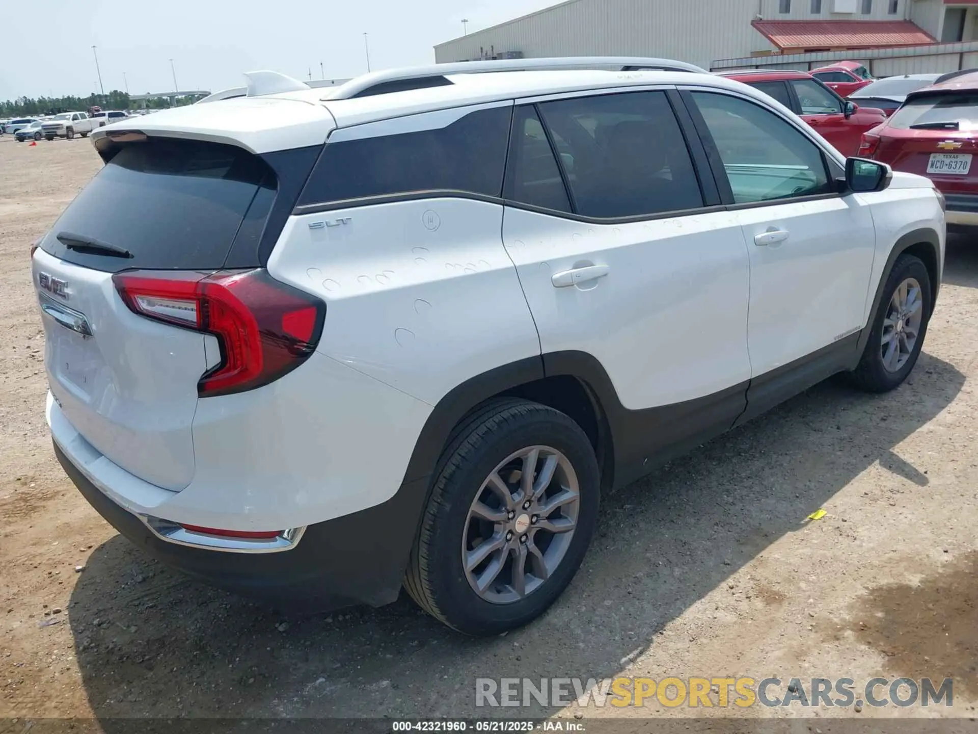 4 Фотография поврежденного автомобиля 3GKALPEG2RL170259 GMC TERRAIN 2024