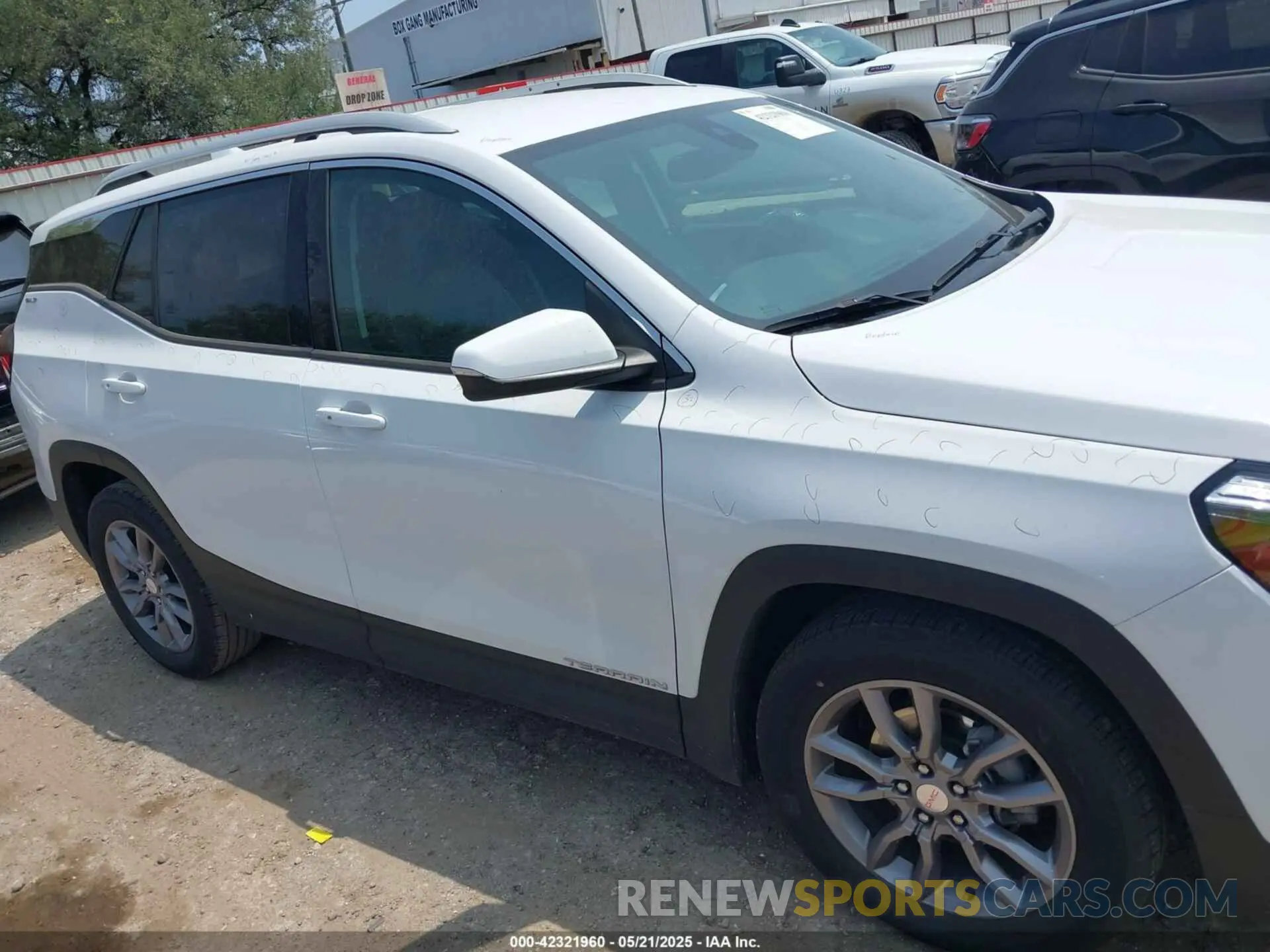 6 Фотография поврежденного автомобиля 3GKALPEG2RL170259 GMC TERRAIN 2024