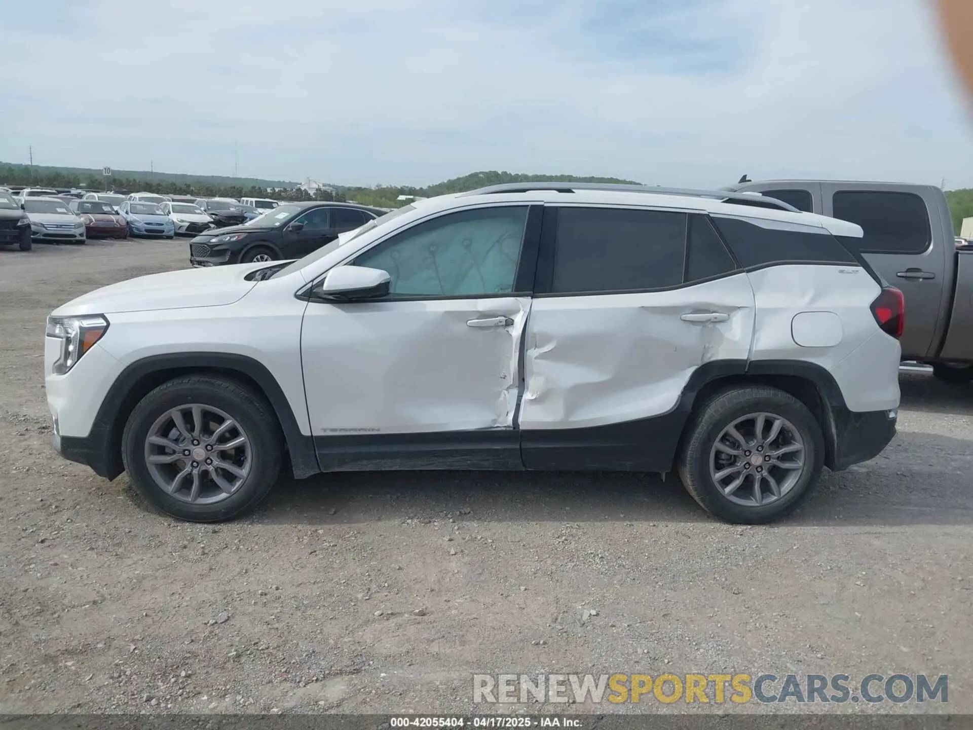 14 Фотография поврежденного автомобиля 3GKALPEG4RL127638 GMC TERRAIN 2024