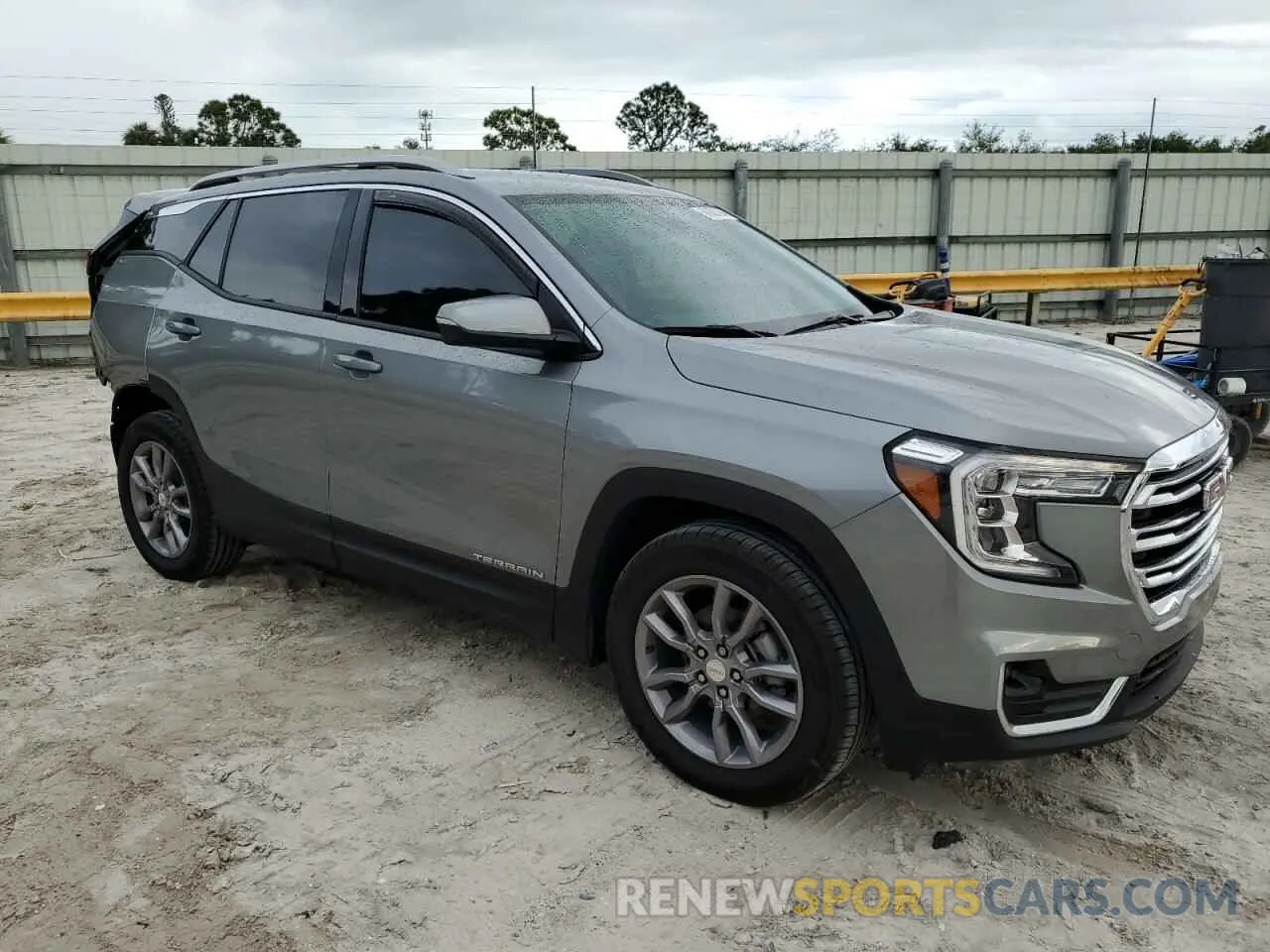 4 Фотография поврежденного автомобиля 3GKALPEG5RL107141 GMC TERRAIN 2024