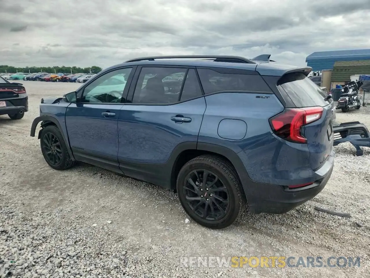 2 Photograph of a damaged car 3GKALPEG5RL270081 GMC TERRAIN 2024