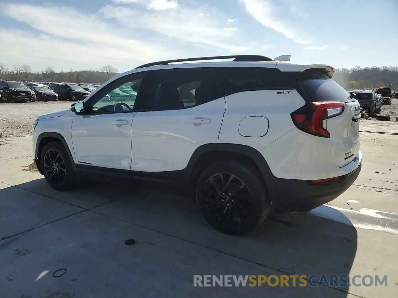 2 Photograph of a damaged car 3GKALPEG7RL393252 GMC TERRAIN 2024