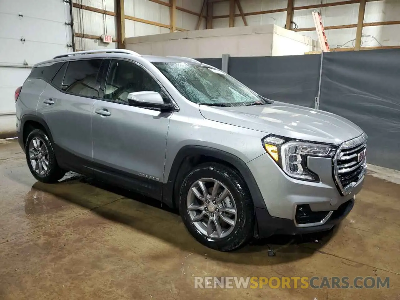 4 Photograph of a damaged car 3GKALPEGXRL179386 GMC TERRAIN 2024