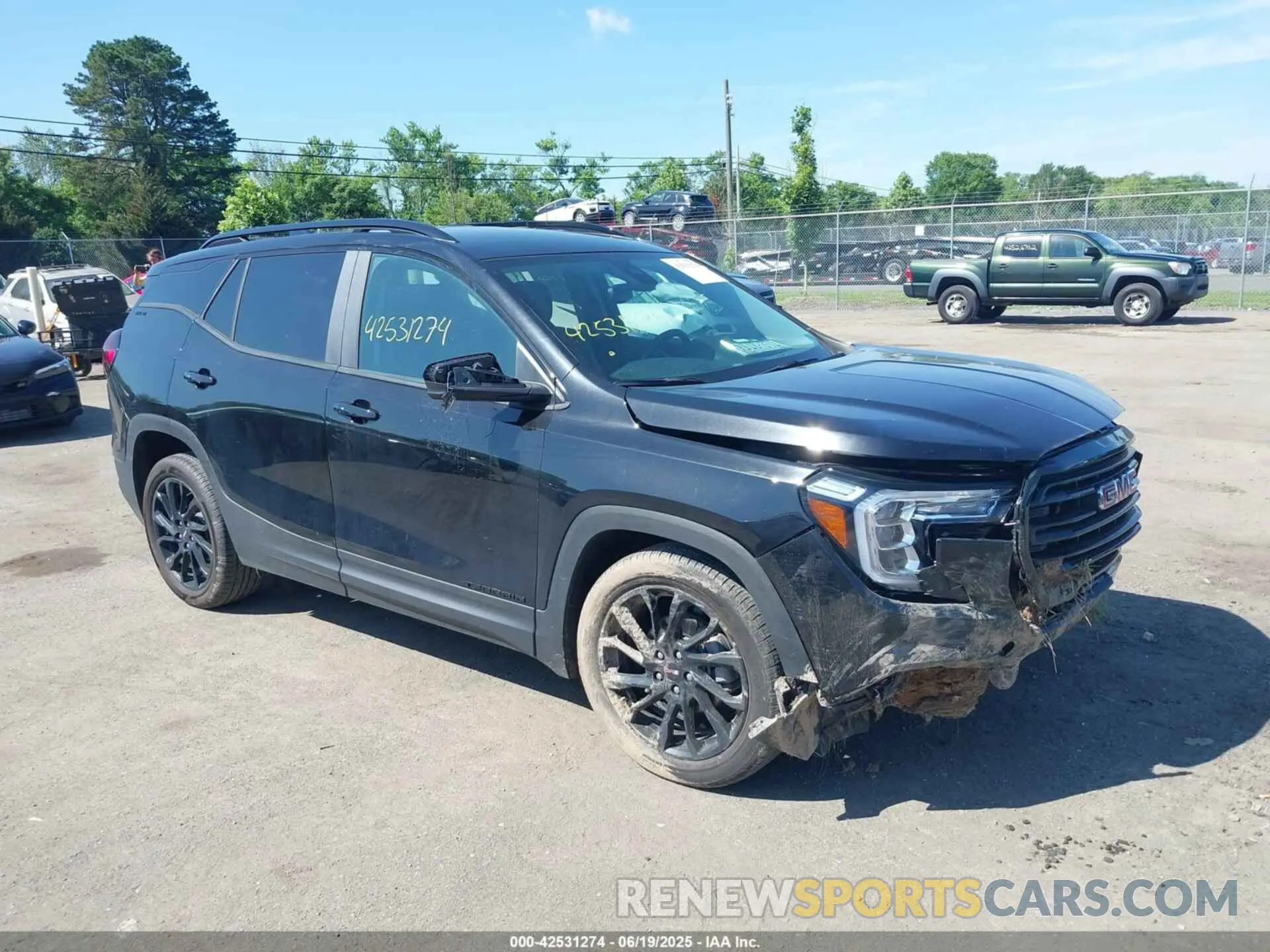 1 Photograph of a damaged car 3GKALTEG0RL243556 GMC TERRAIN 2024