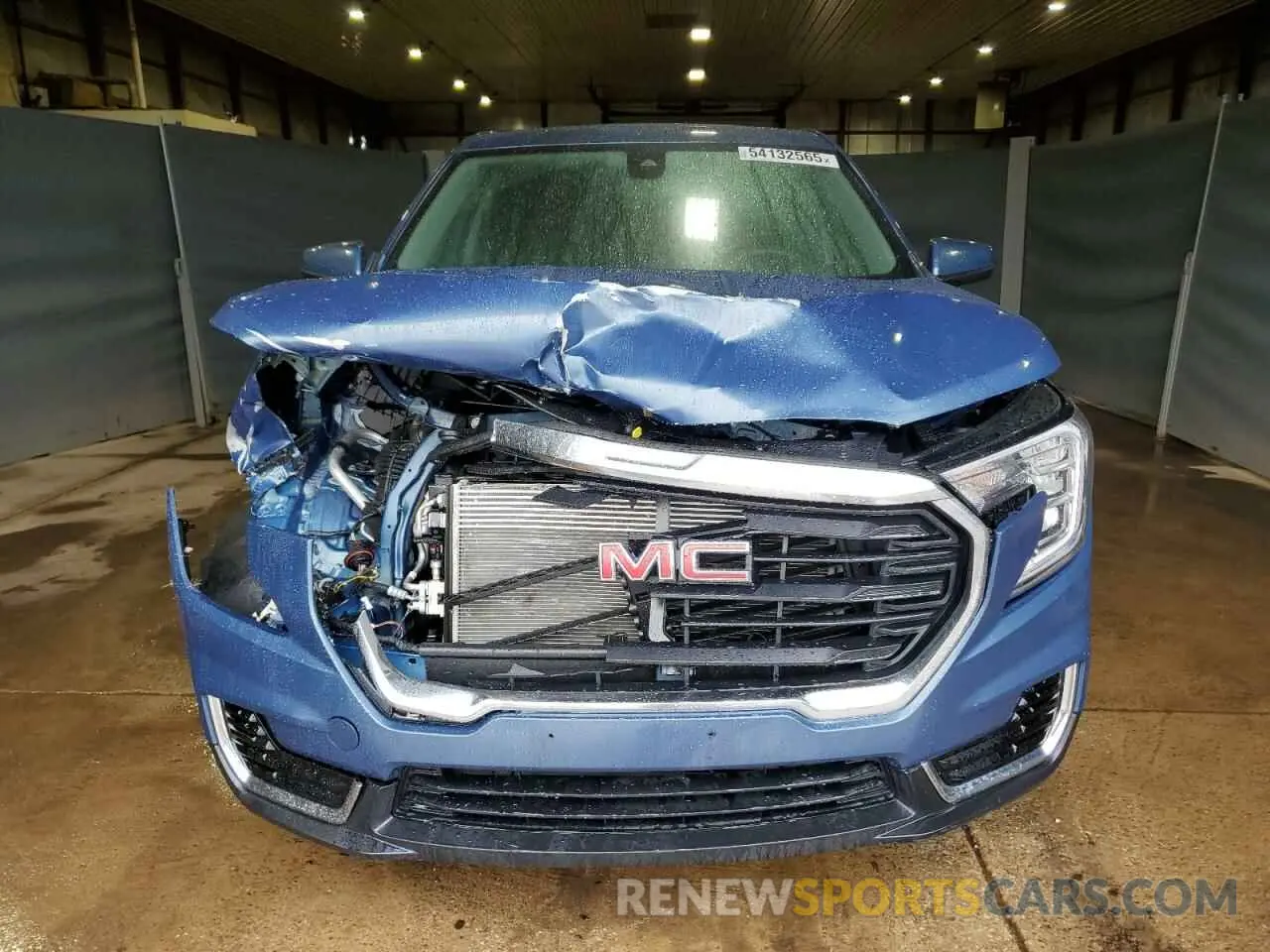 5 Photograph of a damaged car 3GKALTEG0RL338621 GMC TERRAIN 2024