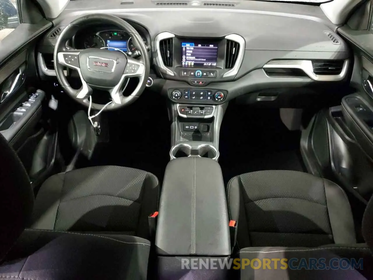 8 Photograph of a damaged car 3GKALTEG0RL338621 GMC TERRAIN 2024