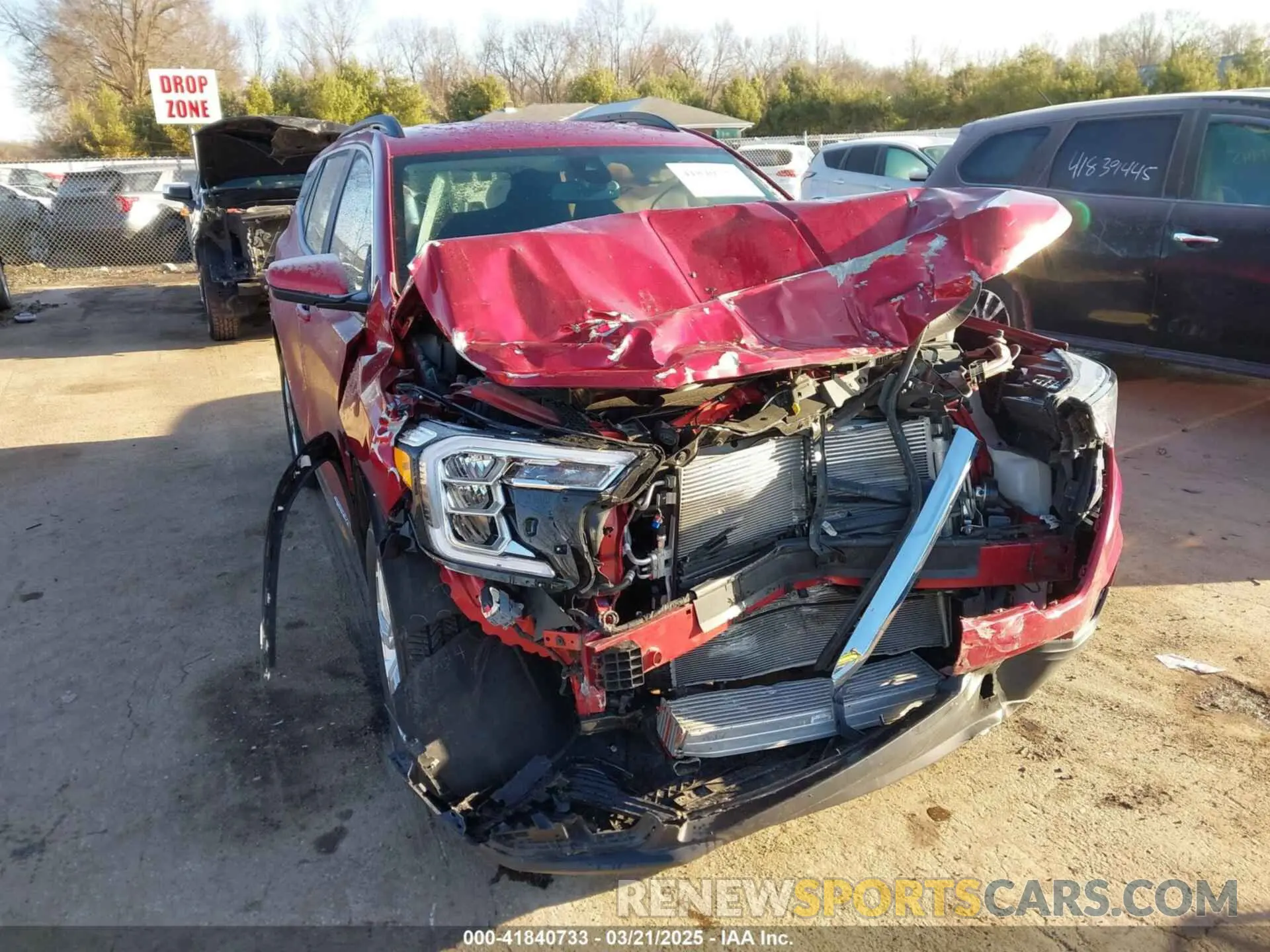 1 Photograph of a damaged car 3GKALTEG7RL280250 GMC TERRAIN 2024