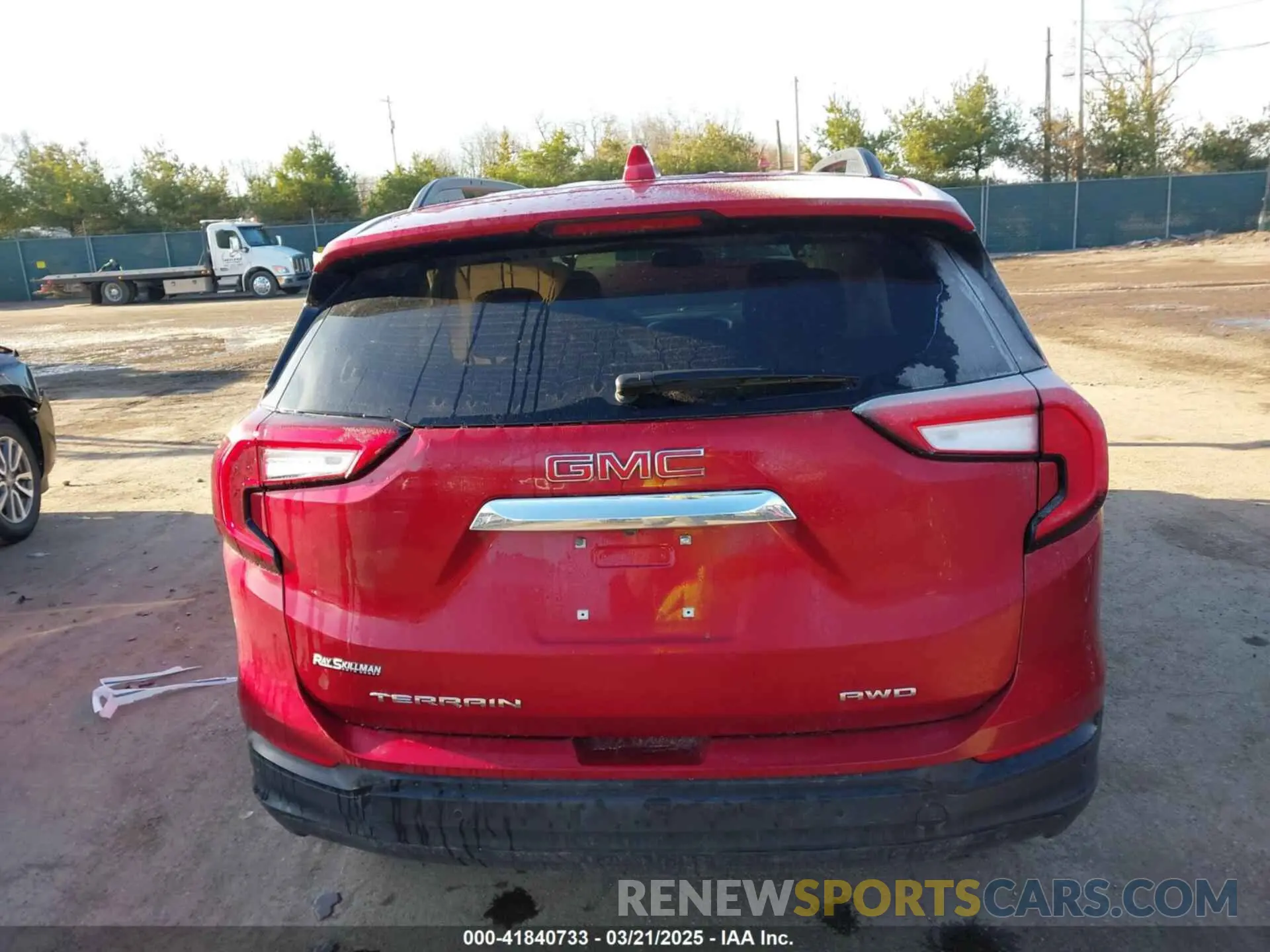 17 Photograph of a damaged car 3GKALTEG7RL280250 GMC TERRAIN 2024