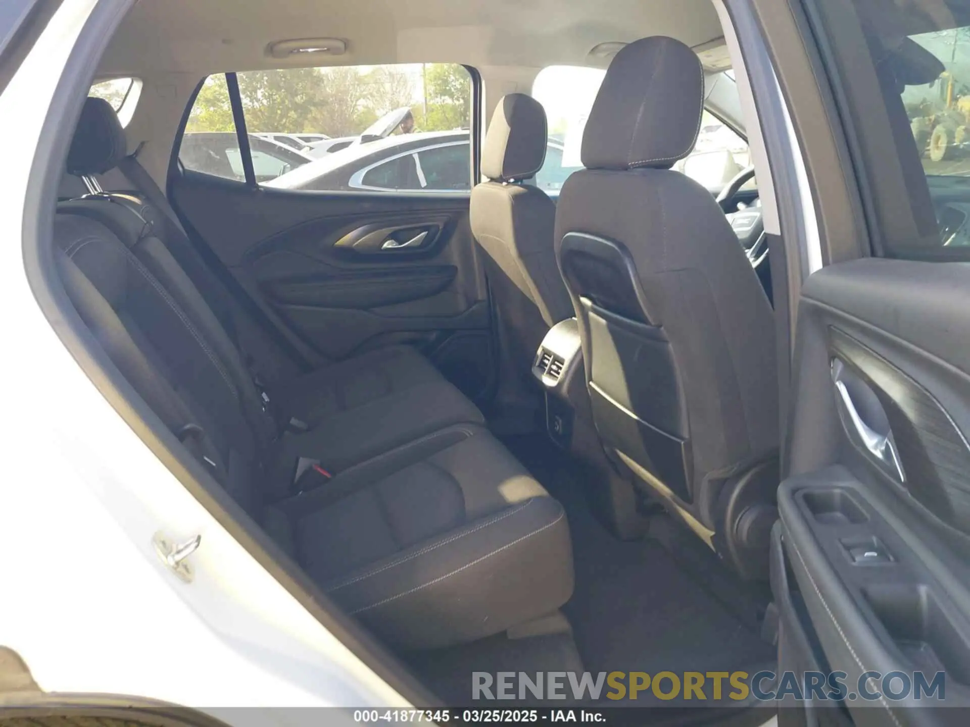 8 Фотография поврежденного автомобиля 3GKALTEG9RL367177 GMC TERRAIN 2024