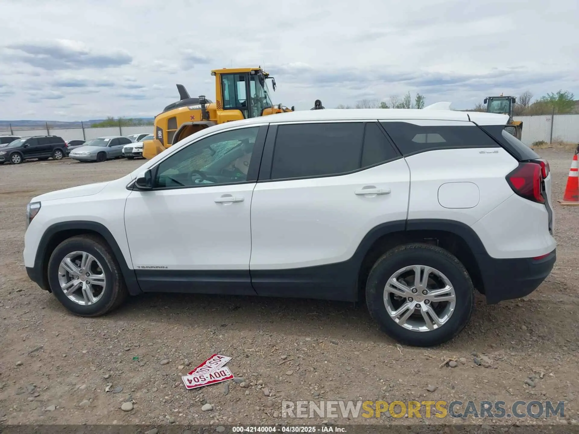14 Photograph of a damaged car 3GKALTEG9RL372217 GMC TERRAIN 2024