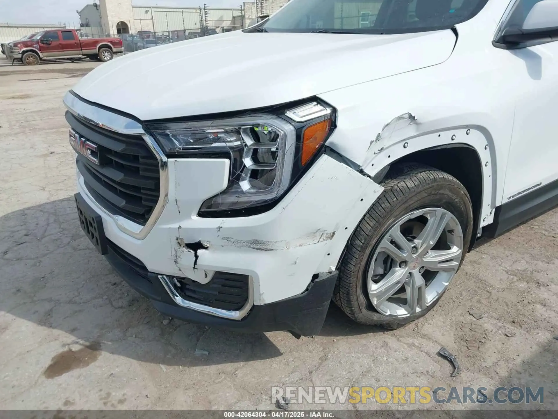 6 Photograph of a damaged car 3GKALTEGXRL347830 GMC TERRAIN 2024