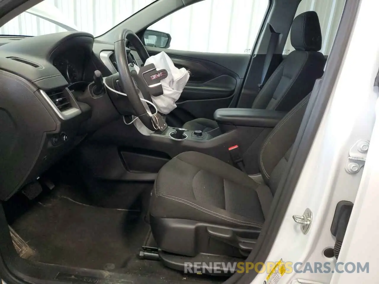 7 Photograph of a damaged car 3GKALTEGXRL377197 GMC TERRAIN 2024