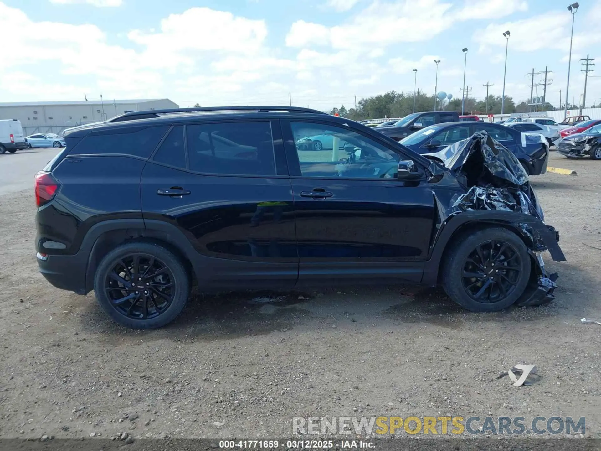 14 Photograph of a damaged car 3GKALVEG5RL196049 GMC TERRAIN 2024
