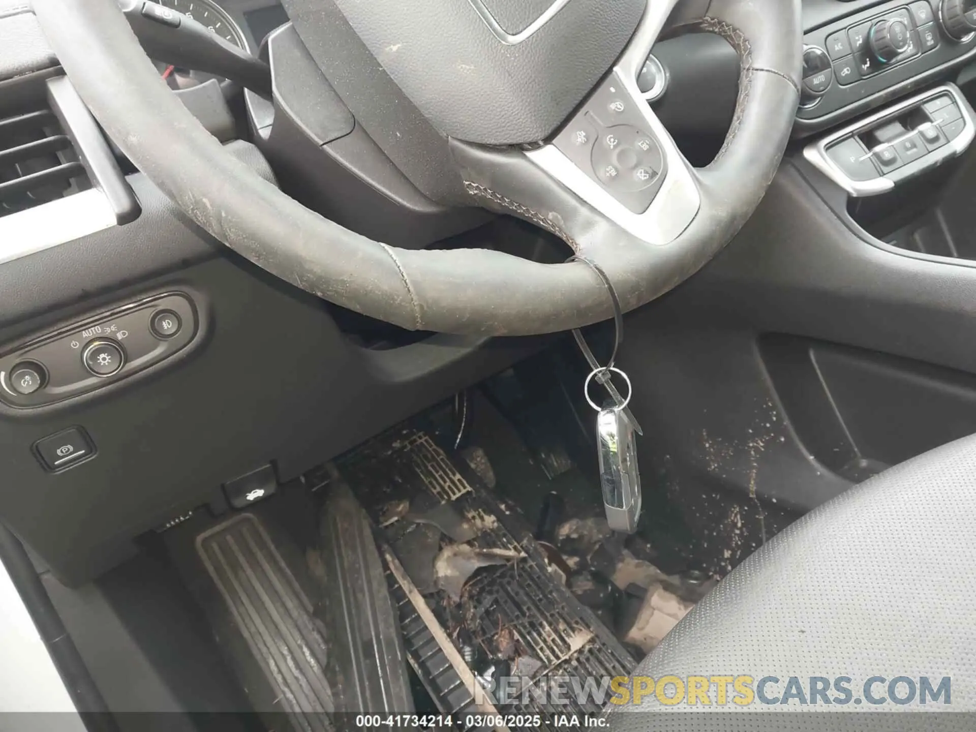 11 Photograph of a damaged car 3GKALVEG6RL212131 GMC TERRAIN 2024