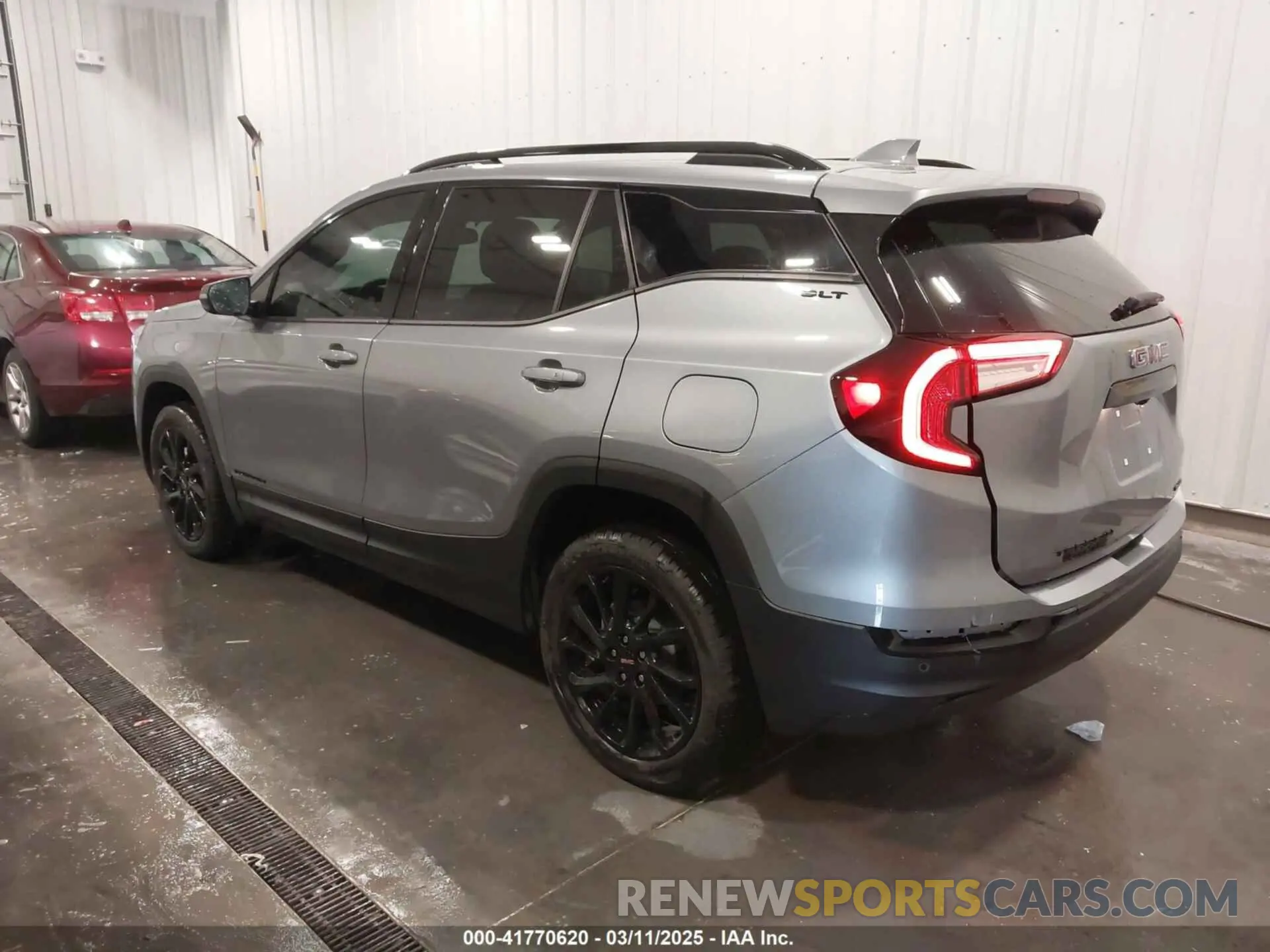 3 Photograph of a damaged car 3GKALVEG6RL390542 GMC TERRAIN 2024