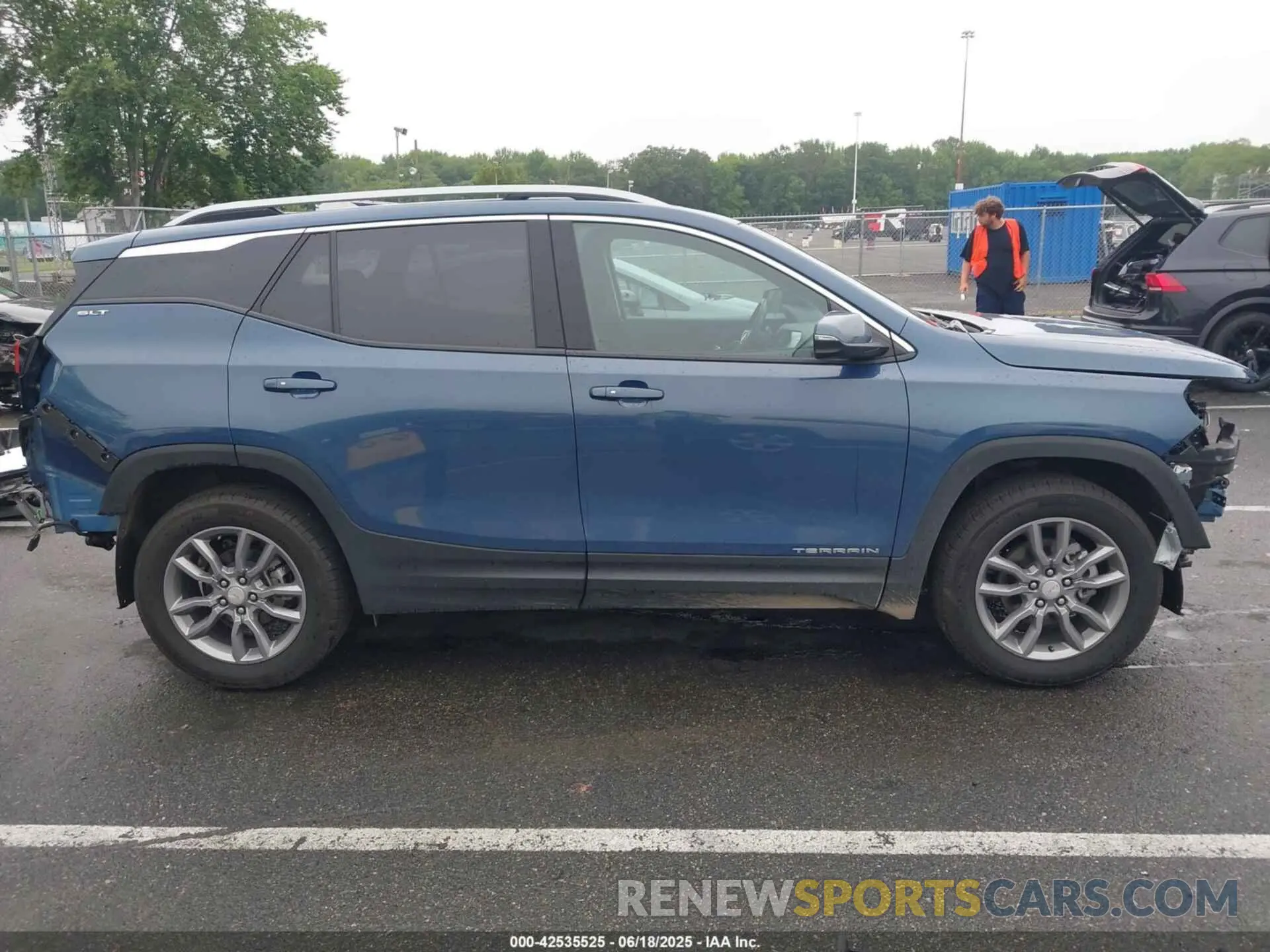 13 Photograph of a damaged car 3GKALVEG7RL176546 GMC TERRAIN 2024
