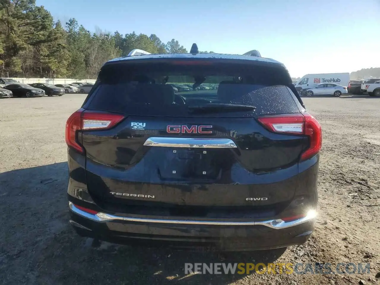 6 Photograph of a damaged car 3GKALXEG0RL155372 GMC TERRAIN 2024