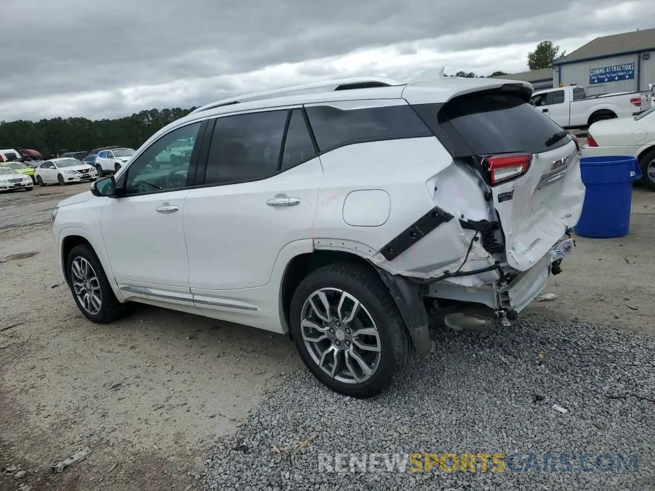 2 Photograph of a damaged car 3GKALXEG2RL383356 GMC TERRAIN 2024