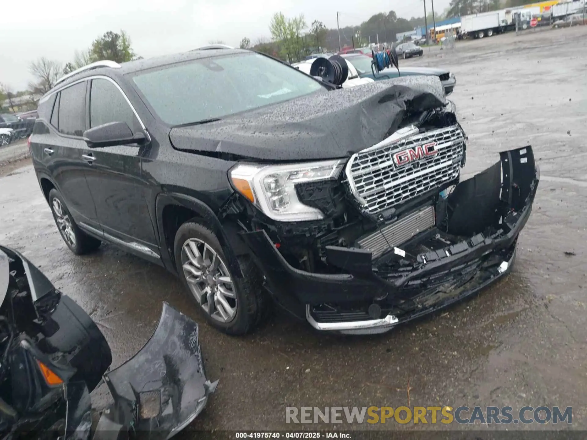 1 Photograph of a damaged car 3GKALXEG4RL117353 GMC TERRAIN 2024