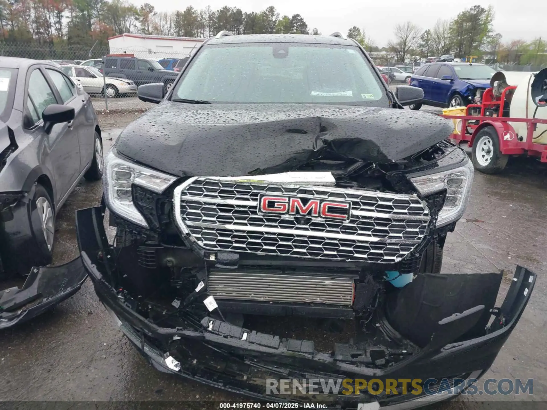 12 Photograph of a damaged car 3GKALXEG4RL117353 GMC TERRAIN 2024