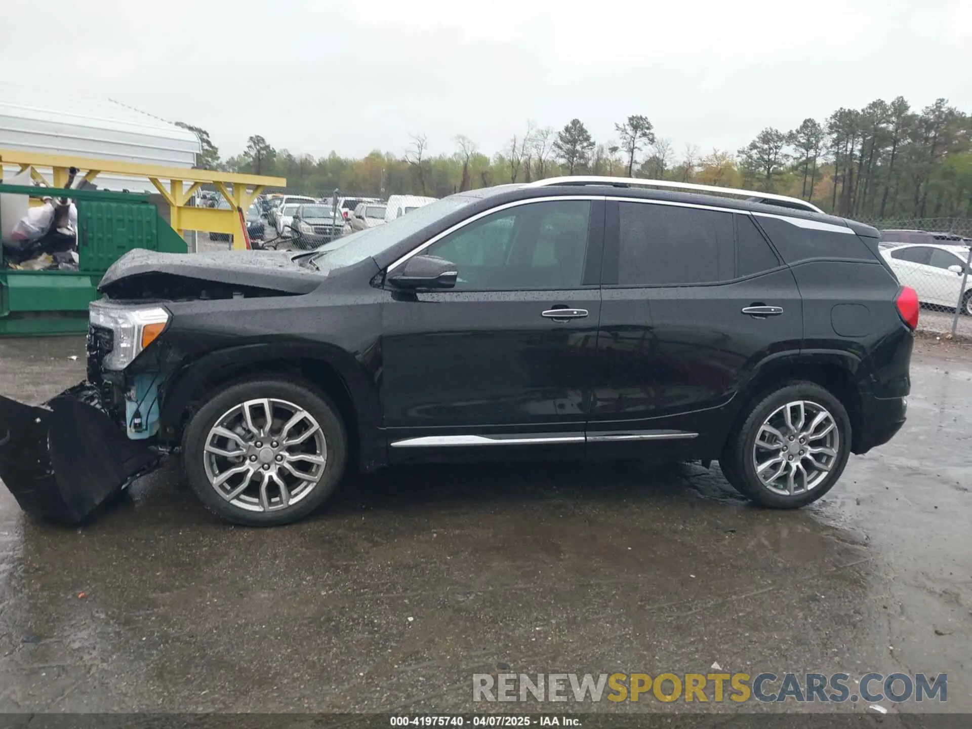 14 Photograph of a damaged car 3GKALXEG4RL117353 GMC TERRAIN 2024