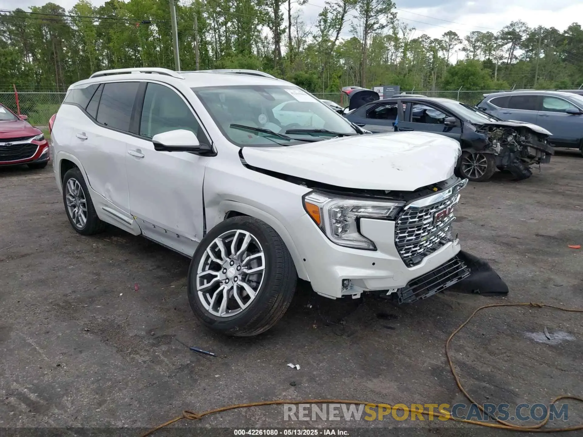 1 Photograph of a damaged car 3GKALXEG8RL158682 GMC TERRAIN 2024