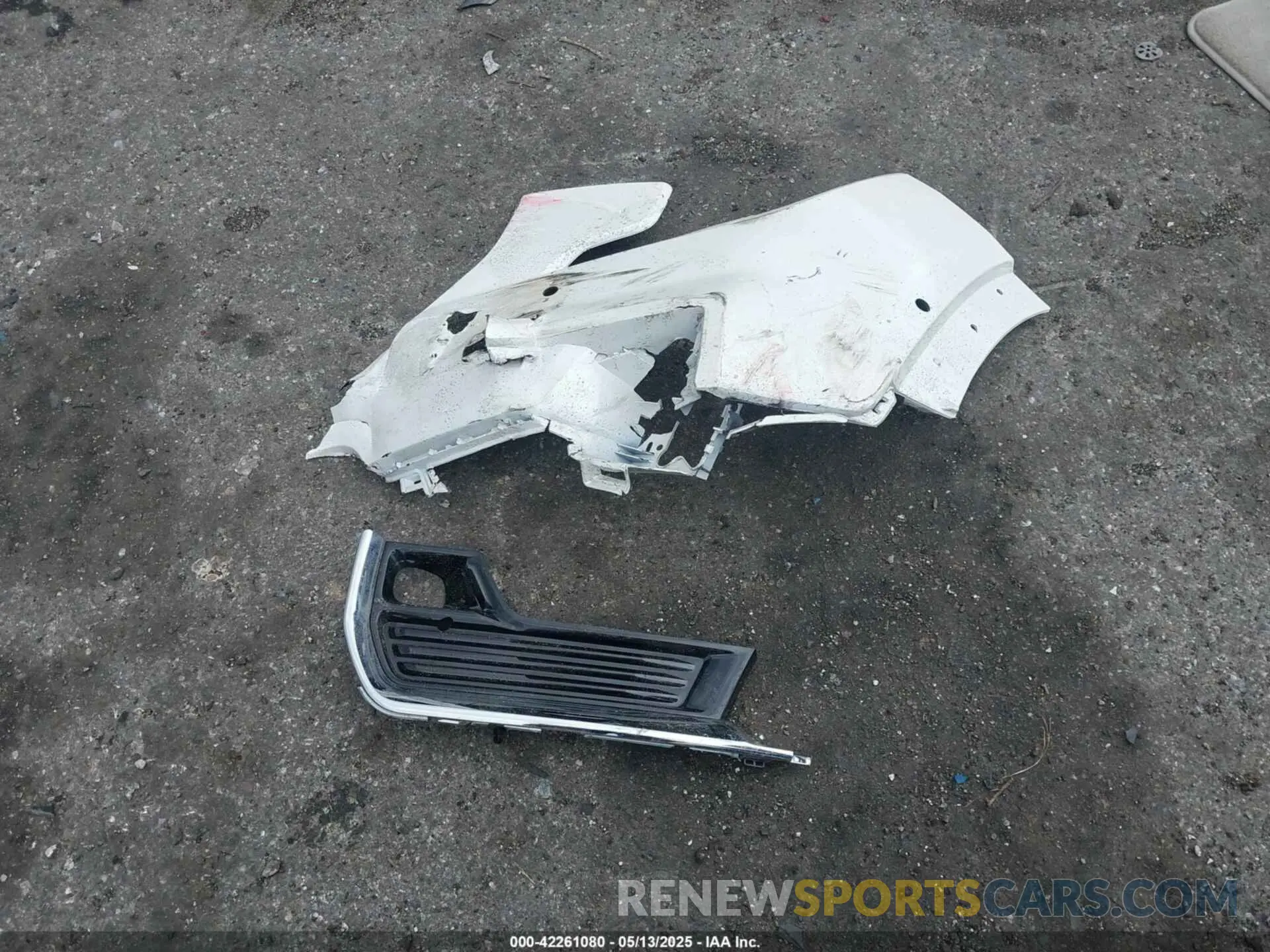 12 Photograph of a damaged car 3GKALXEG8RL158682 GMC TERRAIN 2024