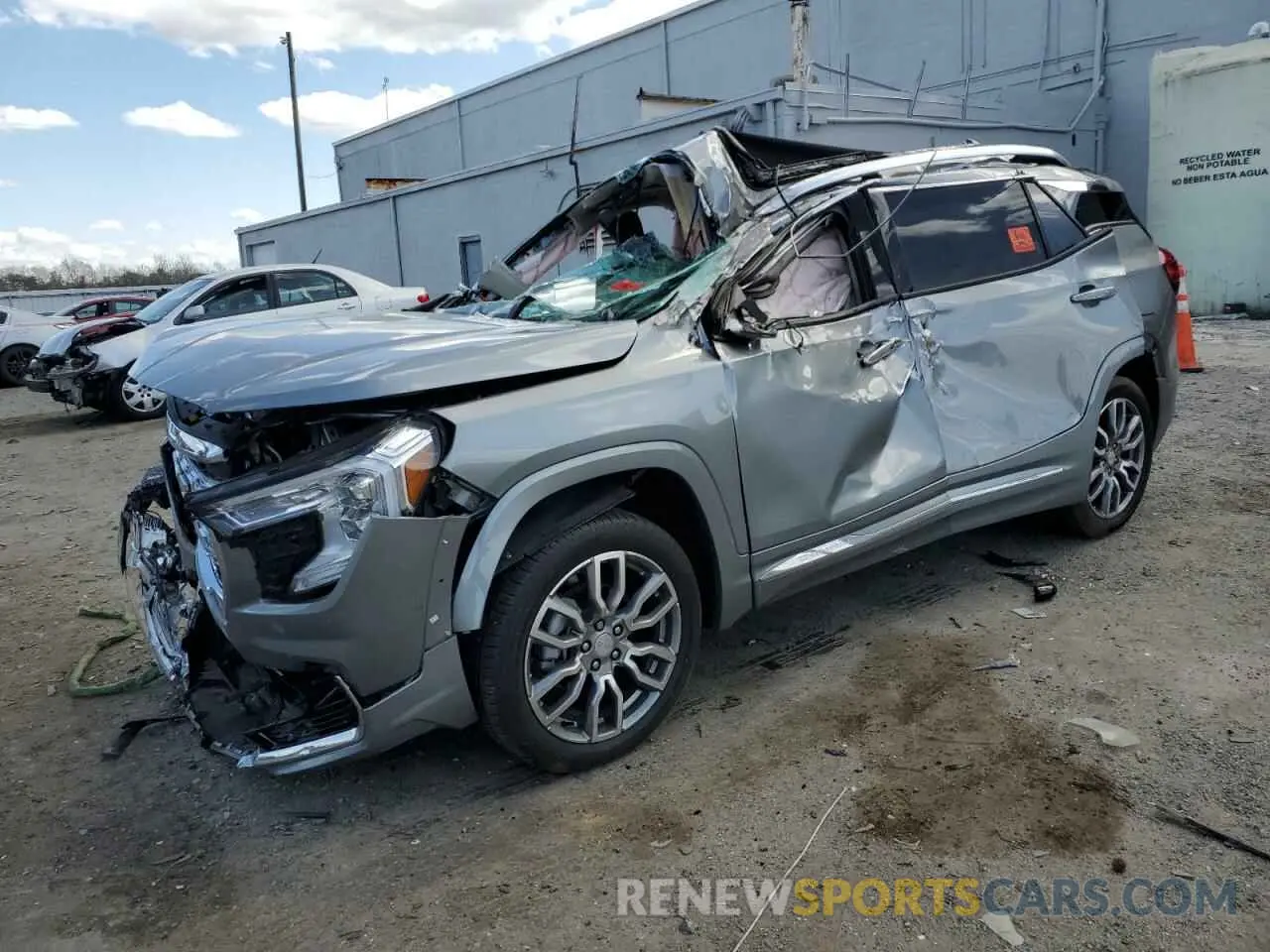 1 Фотография поврежденного автомобиля 3GKALXEG9RL267975 GMC TERRAIN 2024