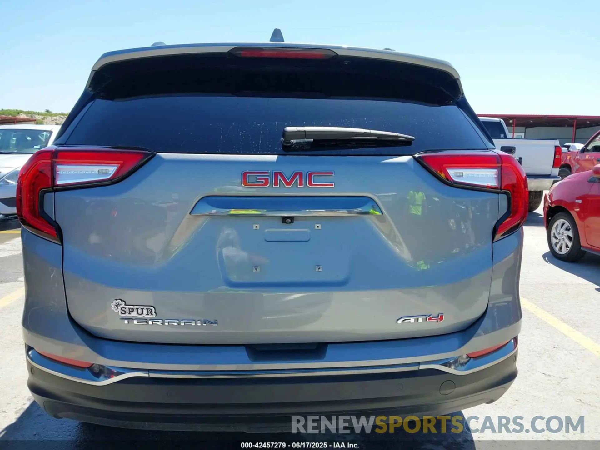16 Photograph of a damaged car 3GKALYEG0RL377383 GMC TERRAIN 2024