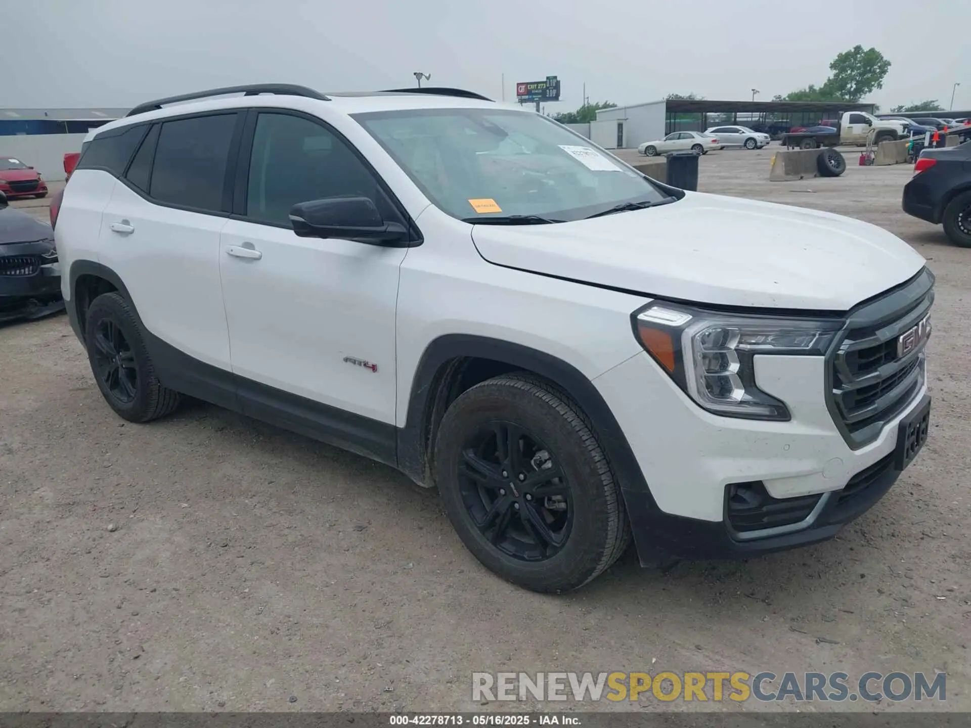 1 Photograph of a damaged car 3GKALYEG6RL311758 GMC TERRAIN 2024