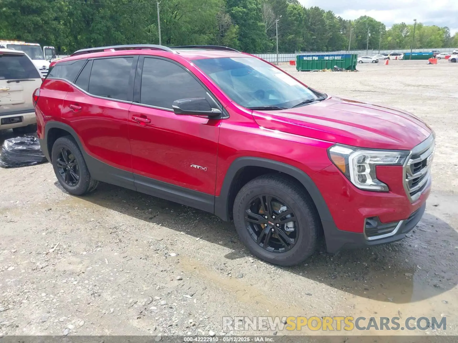 1 Photograph of a damaged car 3GKALYEGXRL271393 GMC TERRAIN 2024