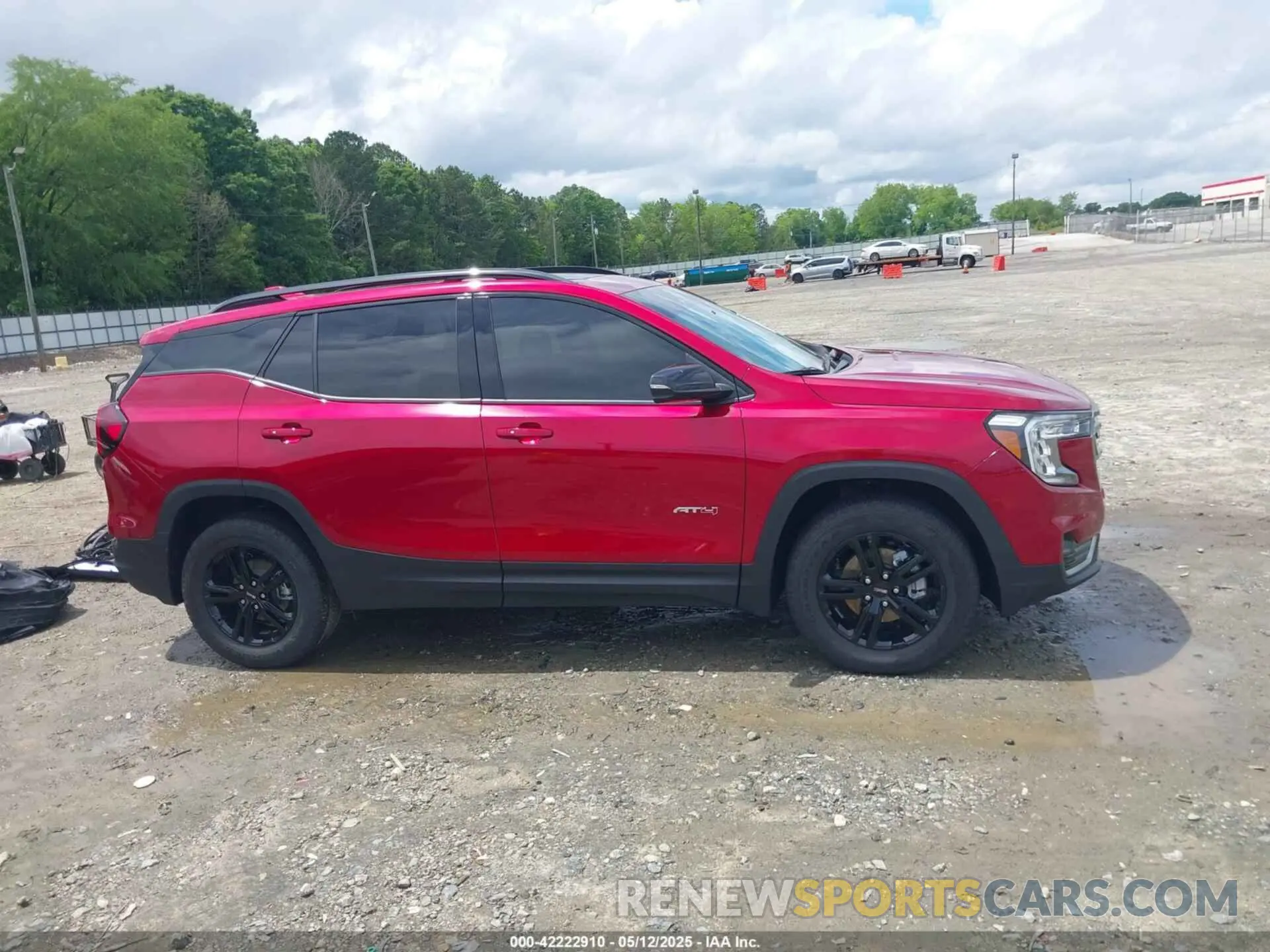 14 Photograph of a damaged car 3GKALYEGXRL271393 GMC TERRAIN 2024