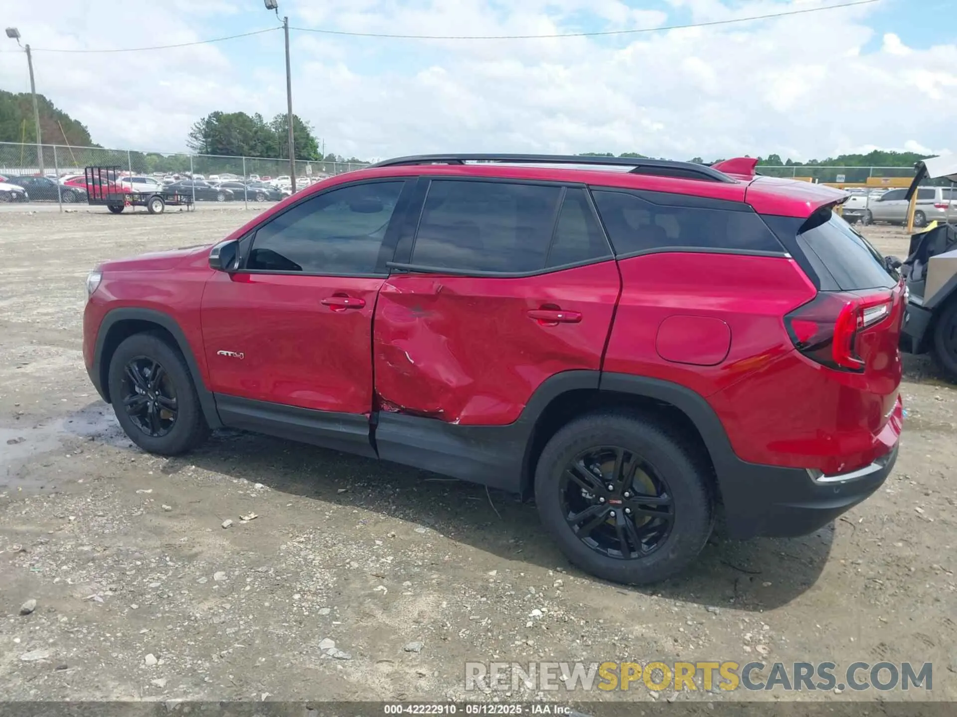 6 Photograph of a damaged car 3GKALYEGXRL271393 GMC TERRAIN 2024